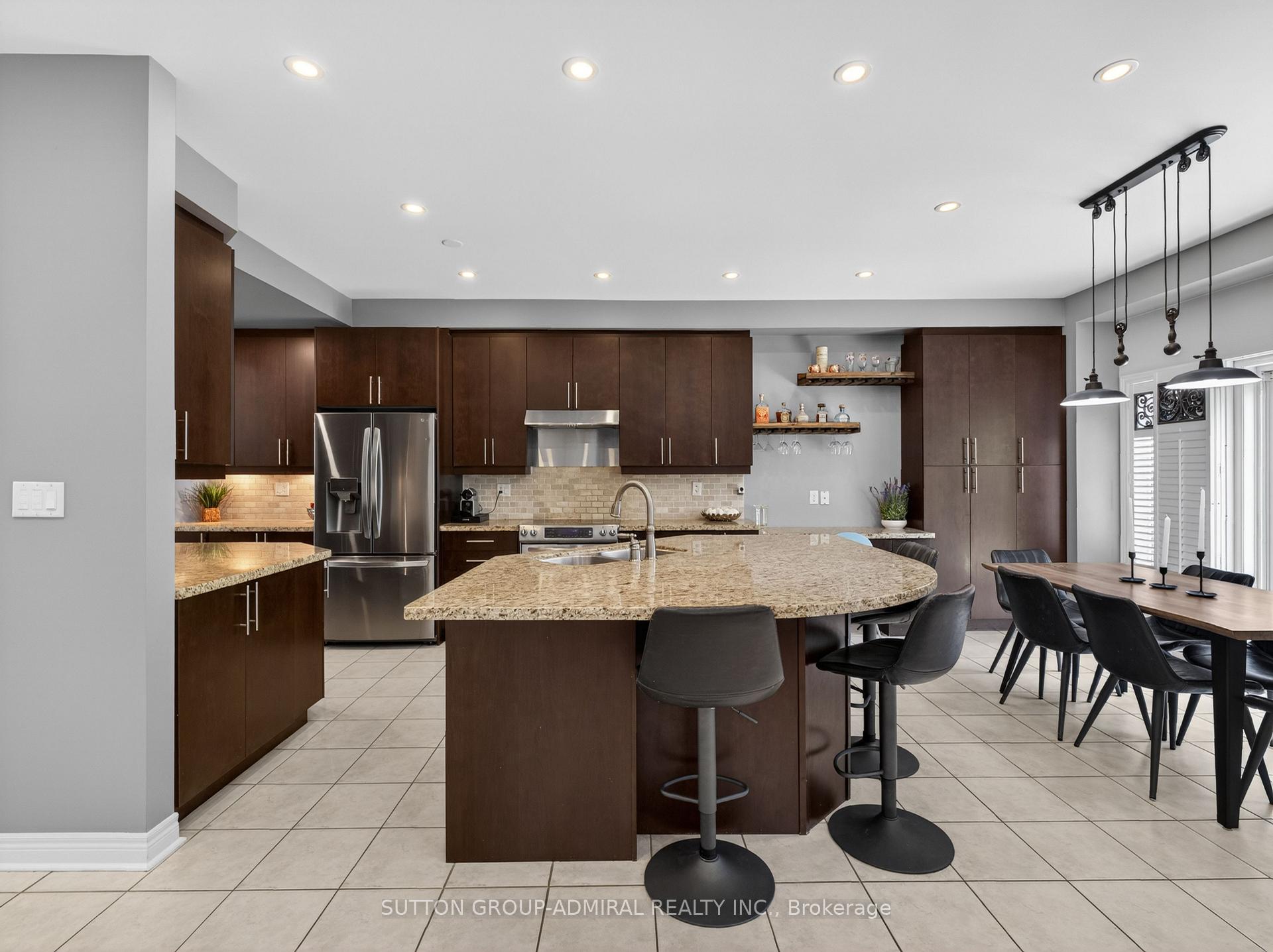Photo 12 of 45 Gamla Road, Vaughan, Patterson — HOMEH