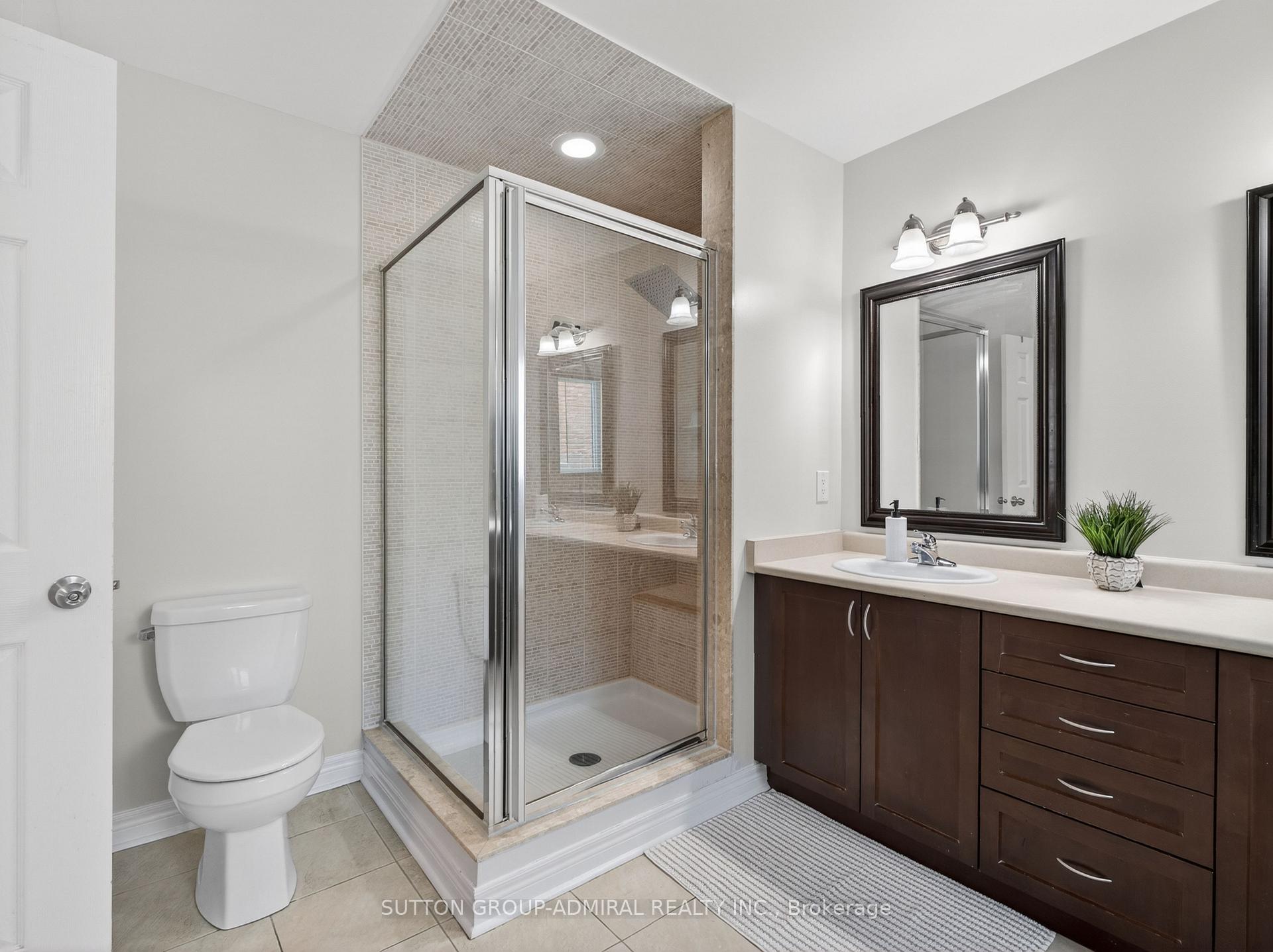 Photo 24 of 45 Gamla Road, Vaughan, Patterson — HOMEH