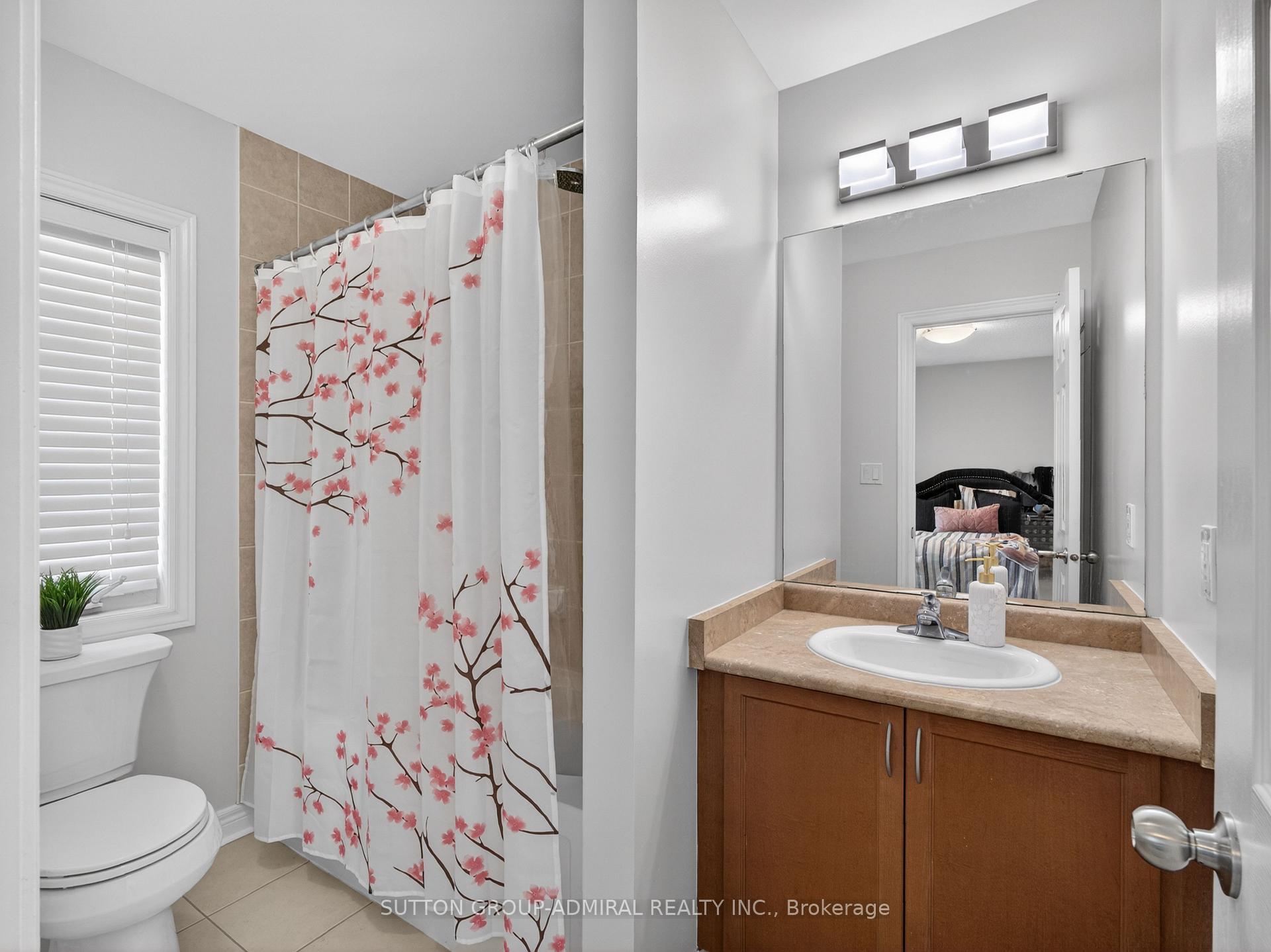 Photo 26 of 45 Gamla Road, Vaughan, Patterson — HOMEH