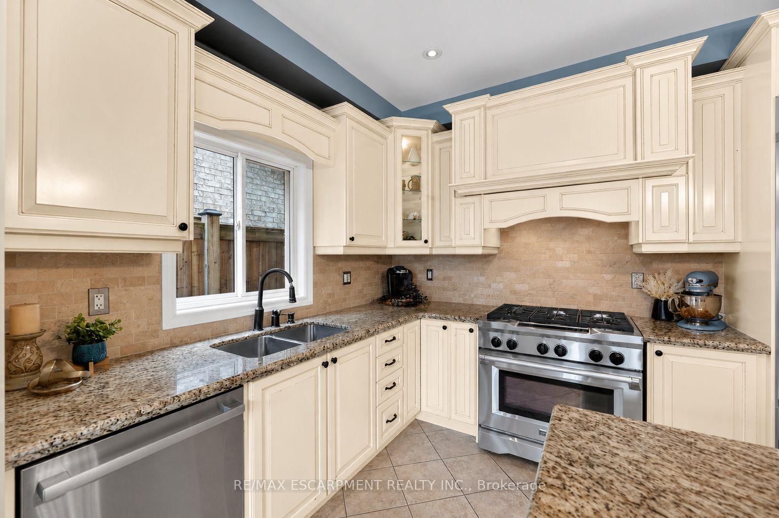 Photo 11 of 58 Peach Tree Lane, Grimsby, Grimsby East — HOMEH