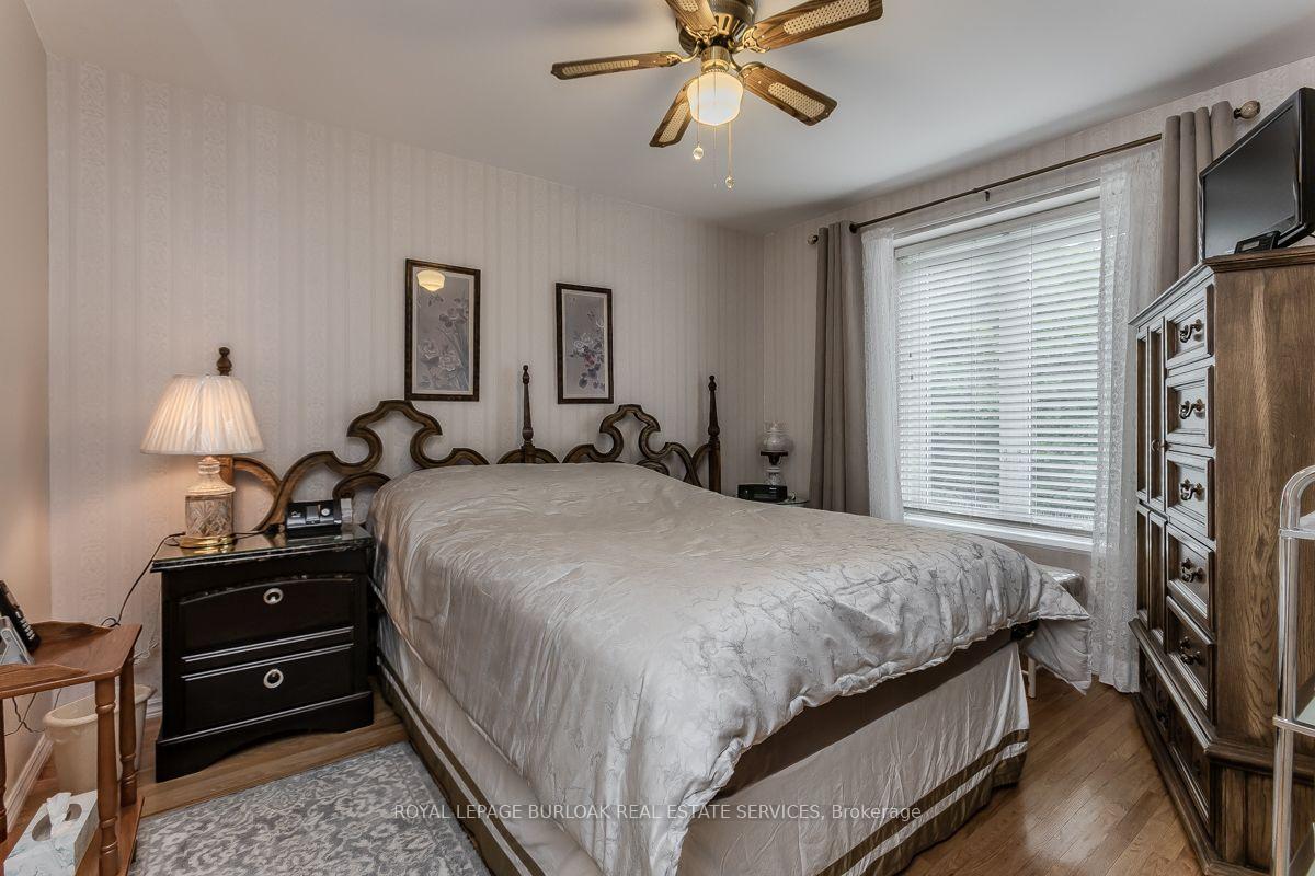 Photo 14 of 1526 Westminster Place, Burlington, Mountainside — HOMEH