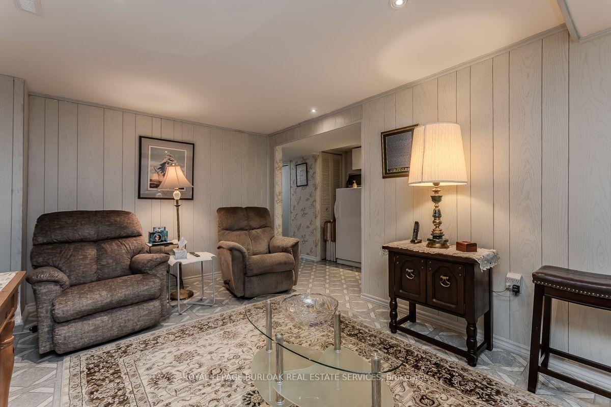 Photo 23 of 1526 Westminster Place, Burlington, Mountainside — HOMEH