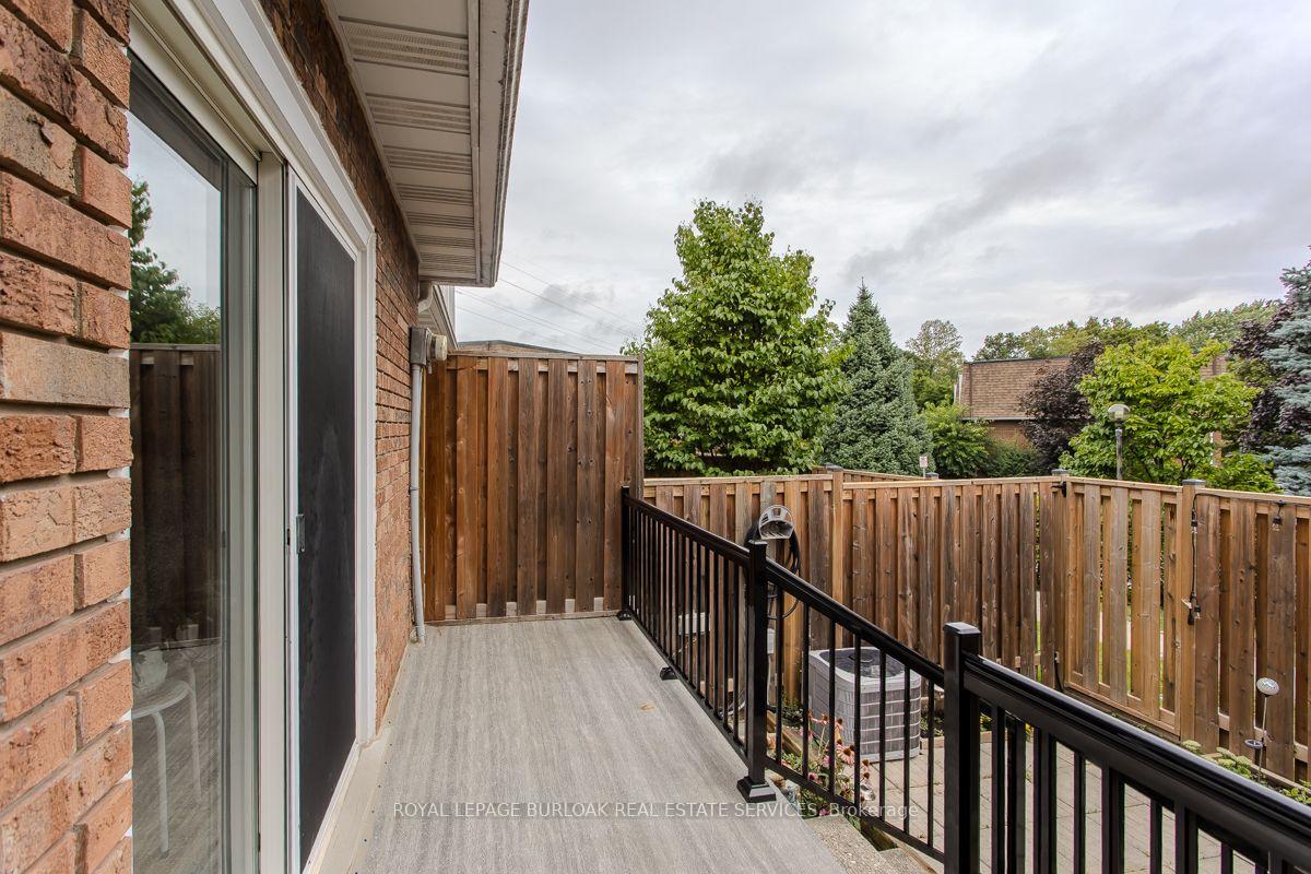 Photo 26 of 1526 Westminster Place, Burlington, Mountainside — HOMEH