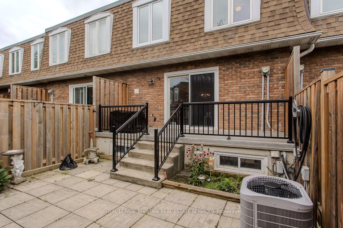 Photo 28 of 1526 Westminster Place, Burlington, Mountainside — HOMEH