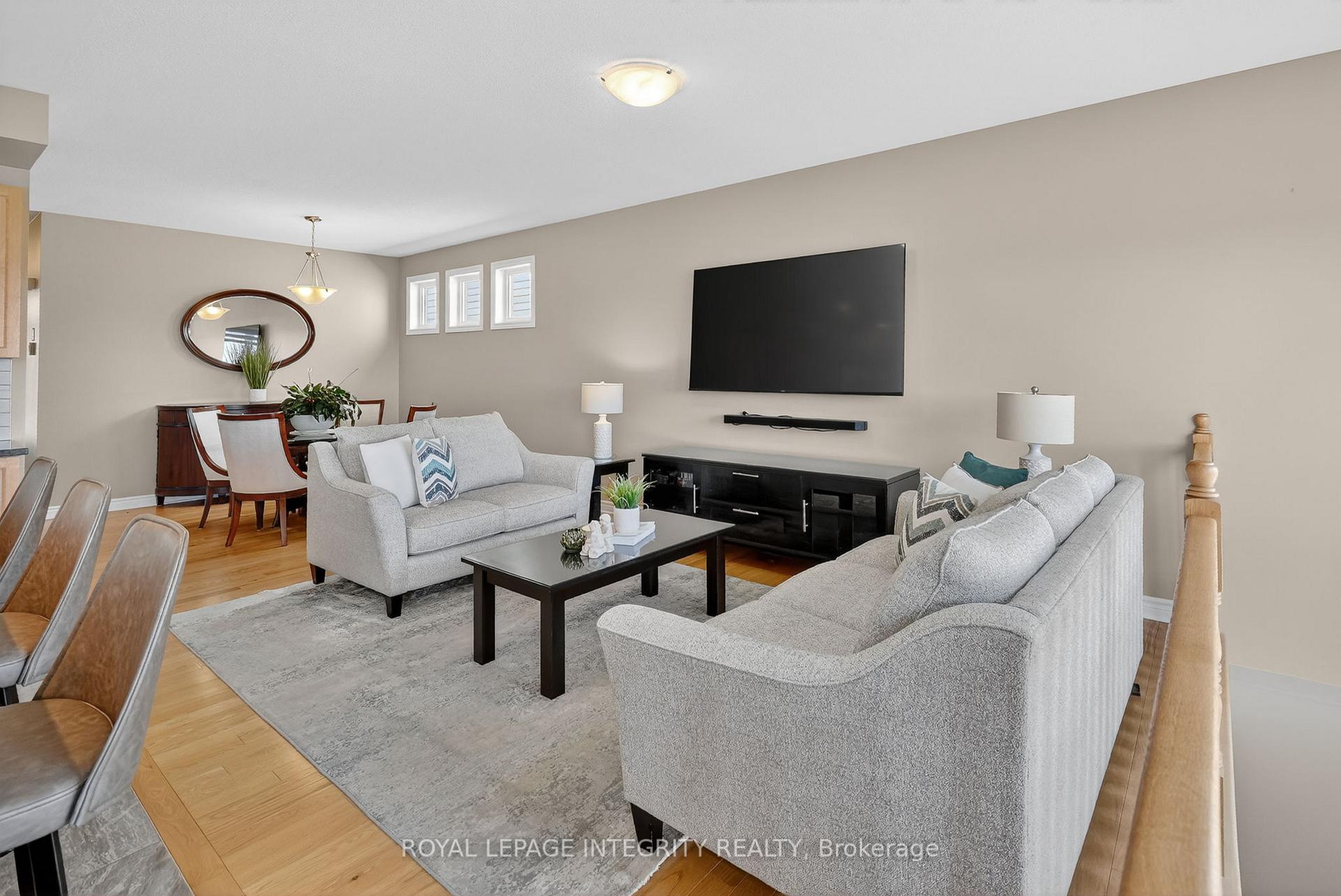 Photo 10 of 724 Parade Drive, Ottawa, Stittsville (South) — HOMEH