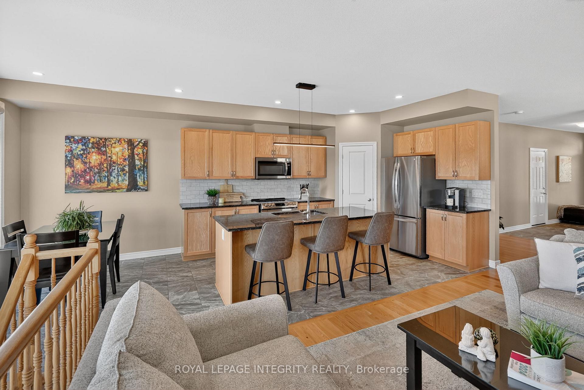 Photo 24 of 724 Parade Drive, Ottawa, Stittsville (South) — HOMEH
