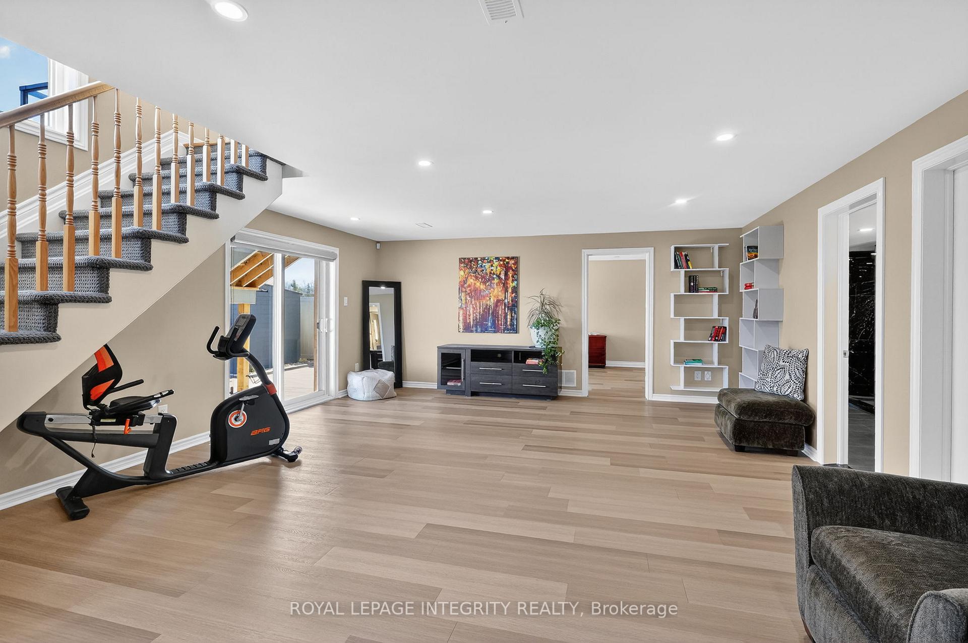 Photo 30 of 724 Parade Drive, Ottawa, Stittsville (South) — HOMEH