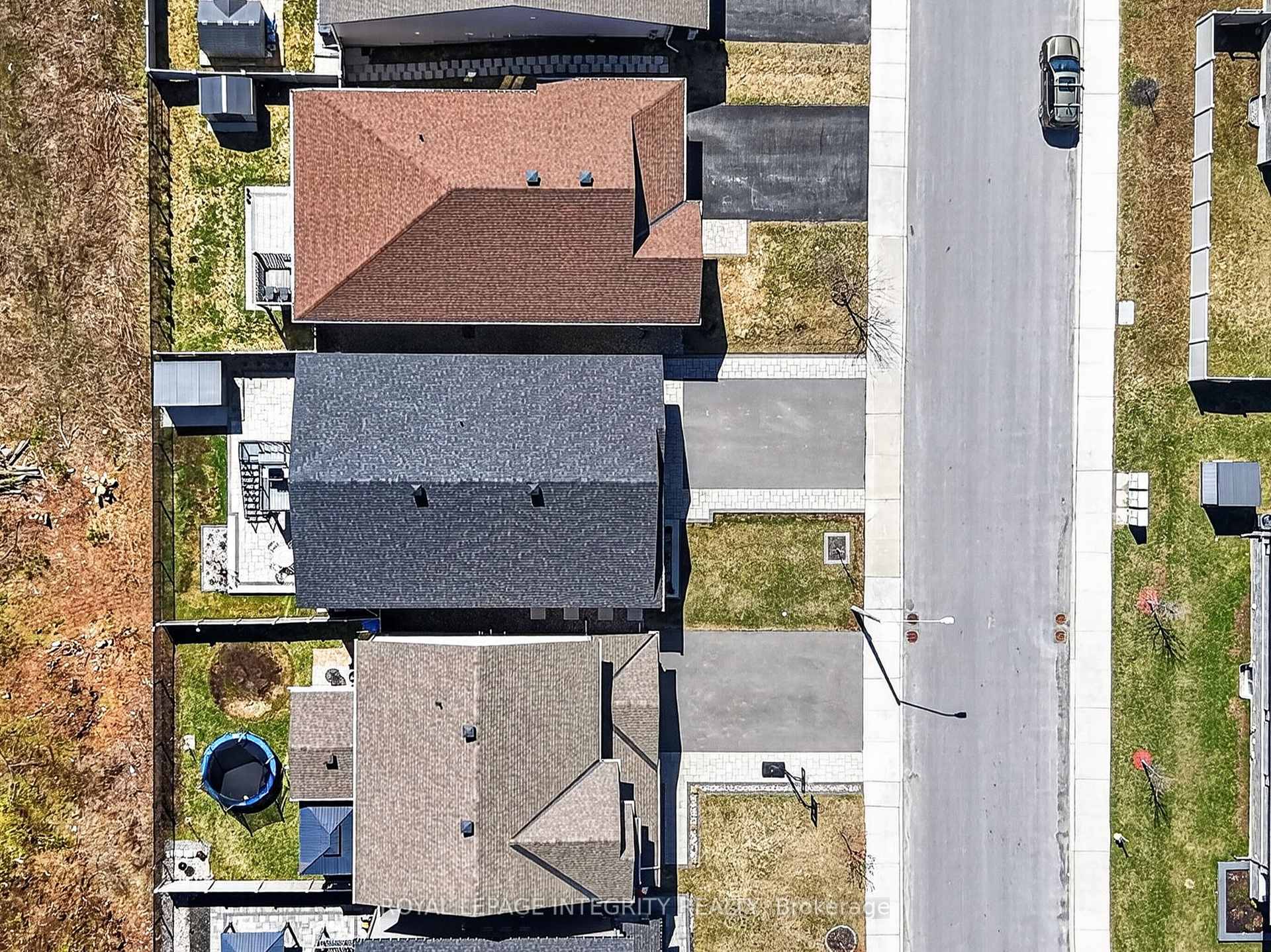 Photo 47 of 724 Parade Drive, Ottawa, Stittsville (South) — HOMEH