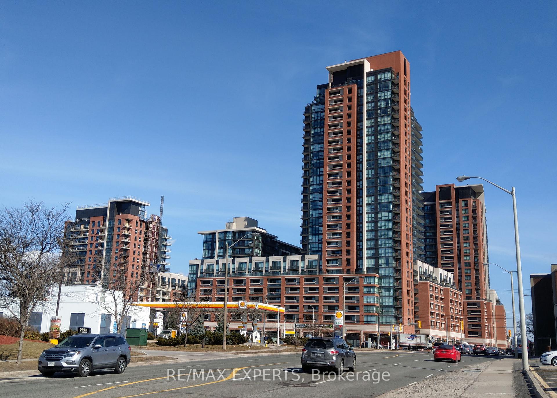 Front of Unit 717, 3091 Dufferin Street
