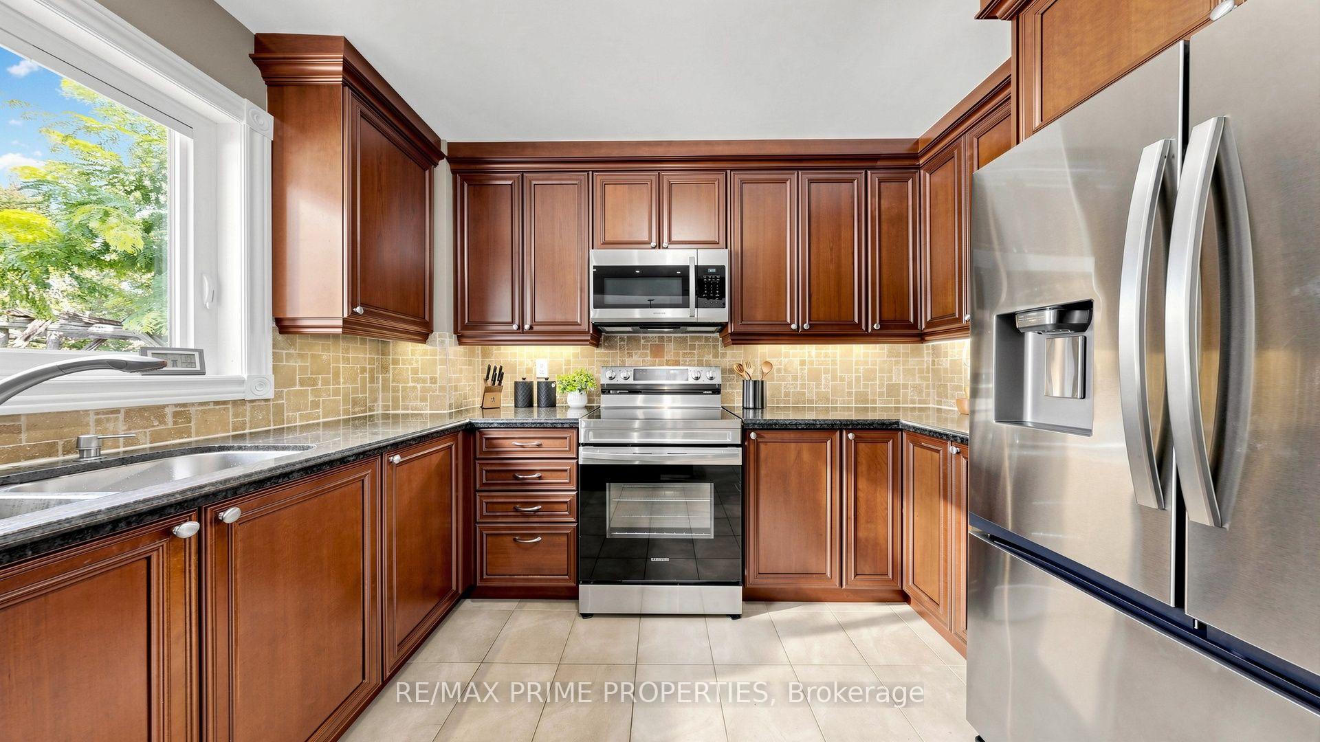 Photo 13 of 15 Marsh Street, Richmond Hill, North Richvale — HOMEH