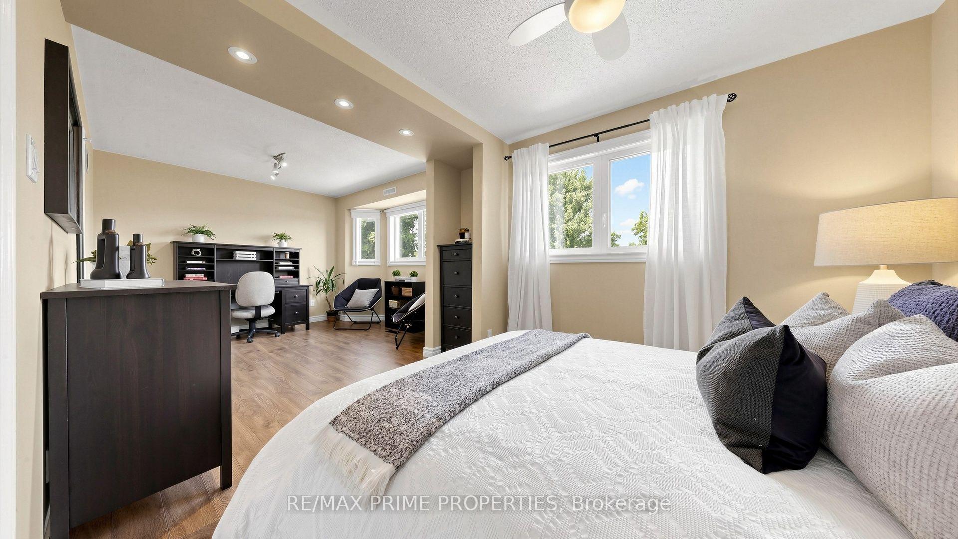 Photo 25 of 15 Marsh Street, Richmond Hill, North Richvale — HOMEH