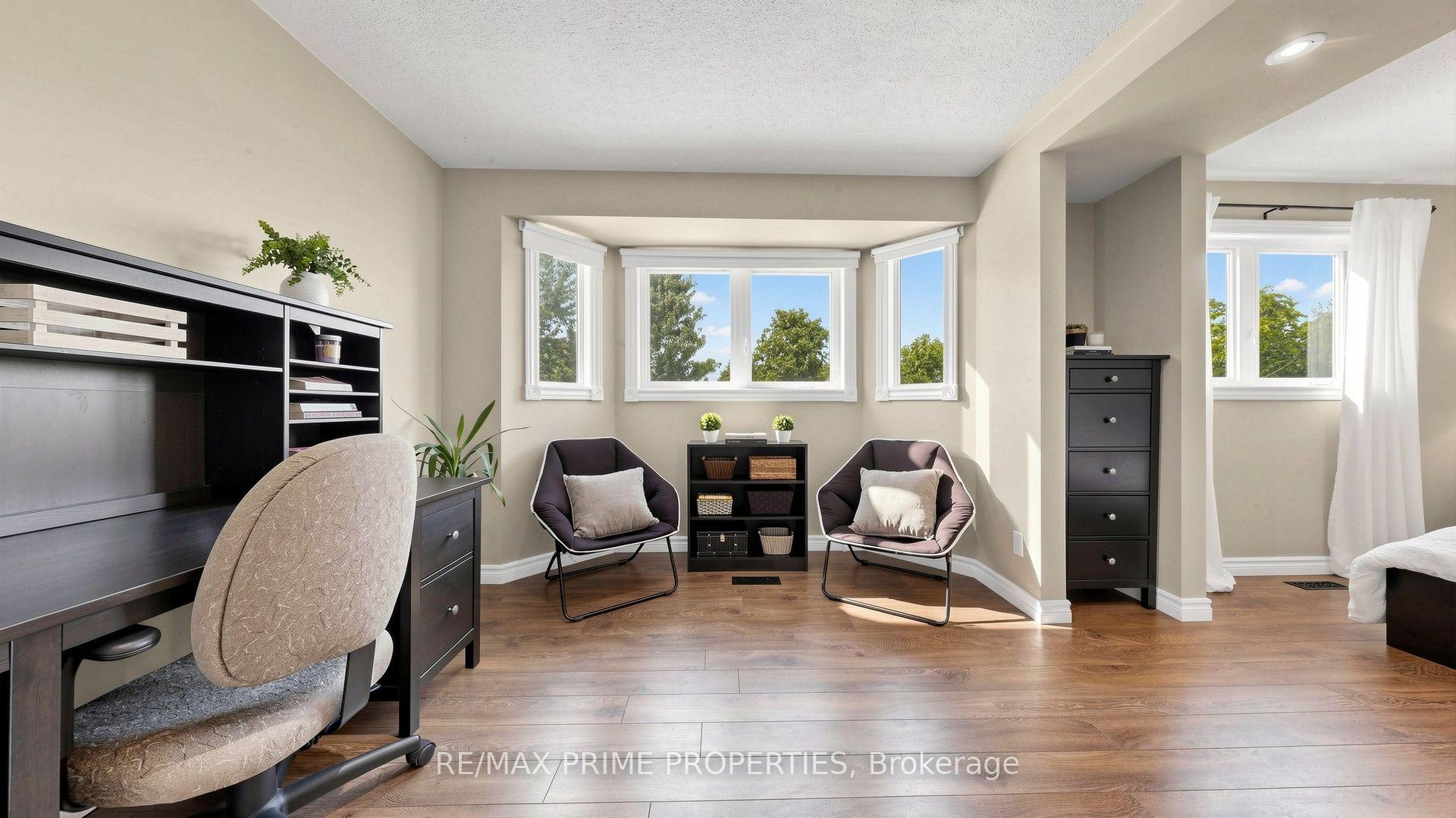 Photo 26 of 15 Marsh Street, Richmond Hill, North Richvale — HOMEH