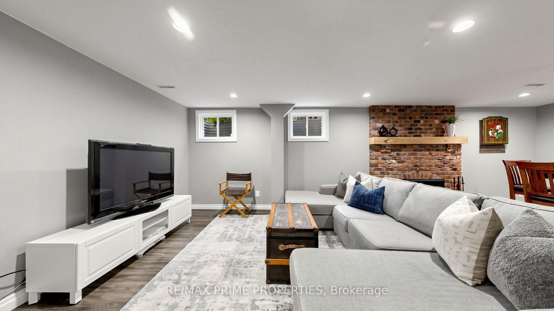 Photo 33 of 15 Marsh Street, Richmond Hill, North Richvale — HOMEH