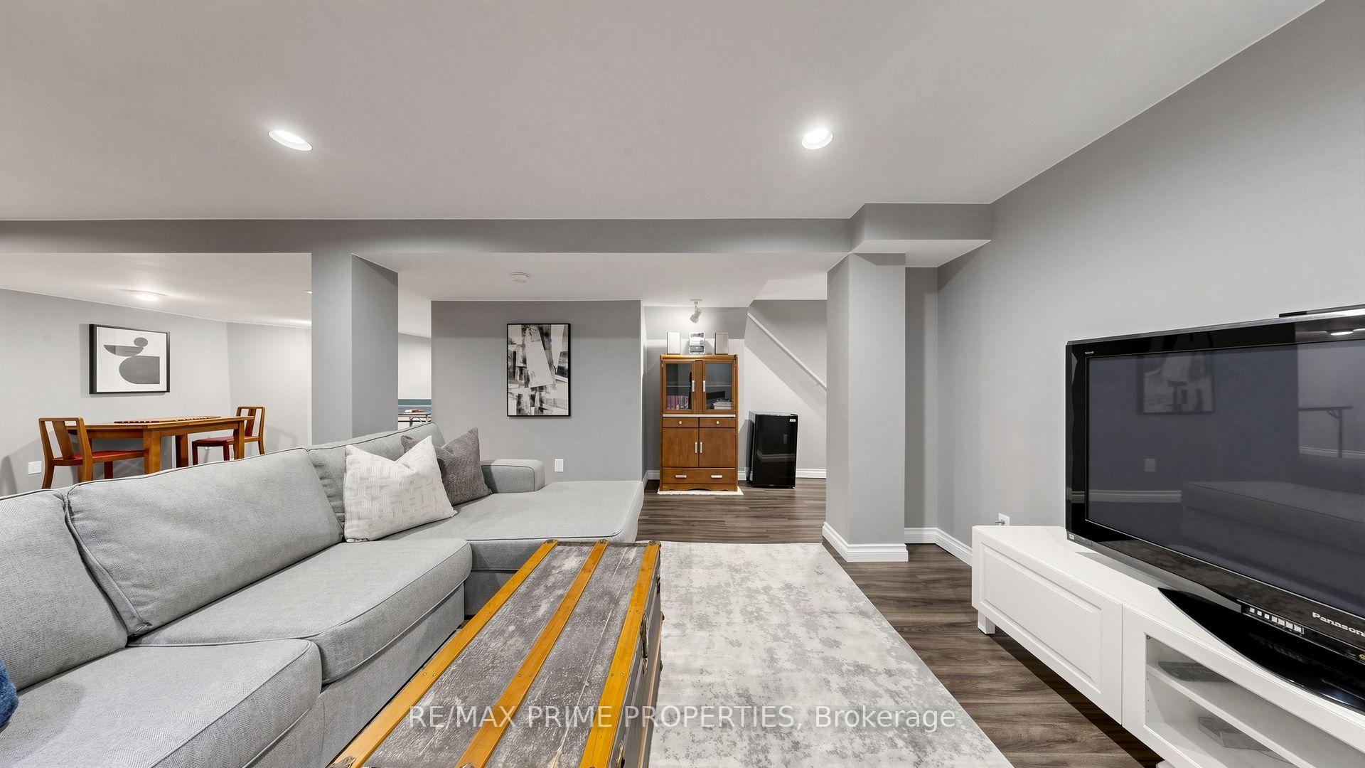 Photo 34 of 15 Marsh Street, Richmond Hill, North Richvale — HOMEH