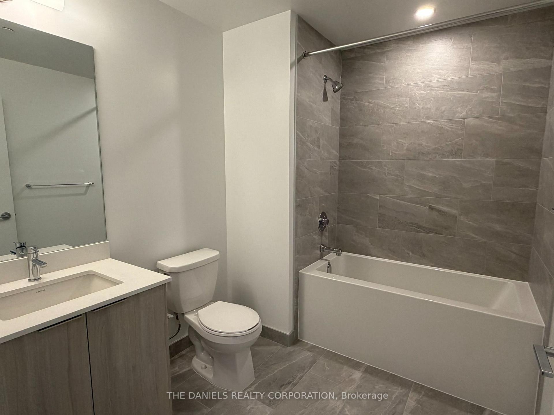 Photo 11 of Unit 4512, 395 Square One Drive, Mississauga, City Centre — HOMEH