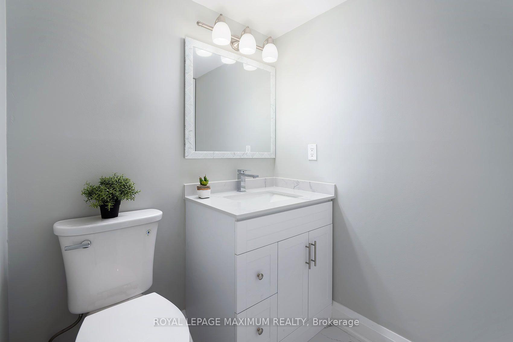 Photo 12 of Unit 1205, 50 Elm Drive E, Mississauga, Mississauga Valleys — HOMEH