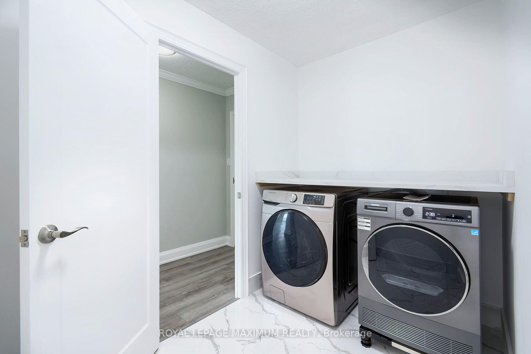 Photo 14 of Unit 1205, 50 Elm Drive E, Mississauga, Mississauga Valleys — HOMEH