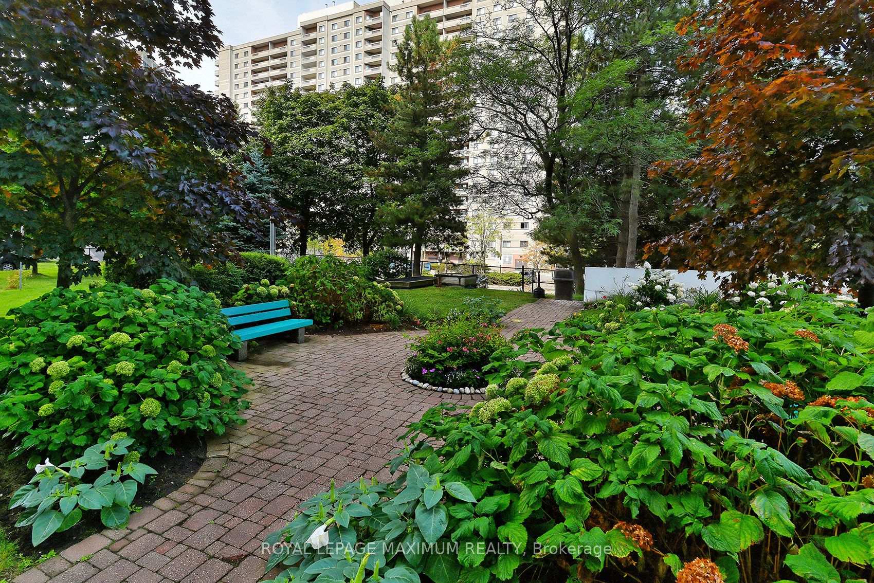Photo 21 of Unit 1205, 50 Elm Drive E, Mississauga, Mississauga Valleys — HOMEH
