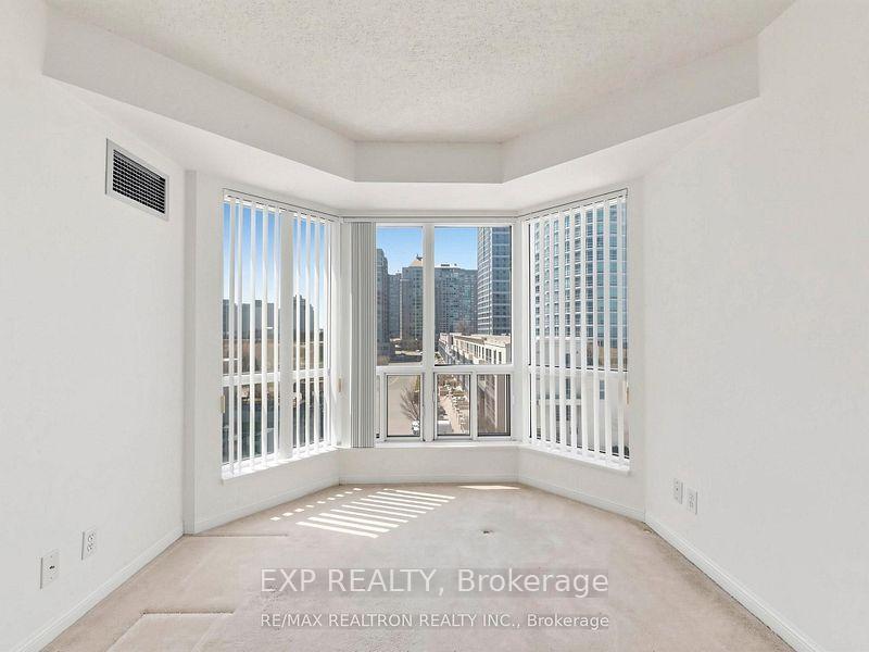 Photo 15 of Unit 702, 11 Lee Centre Drive, Scarborough, Woburn — HOMEH