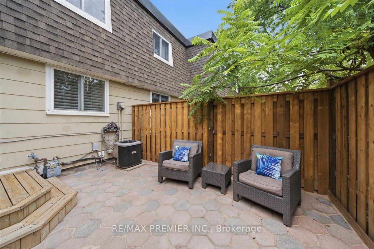 Photo 4 of 485 Timber Lane, Burlington, Appleby — HOMEH