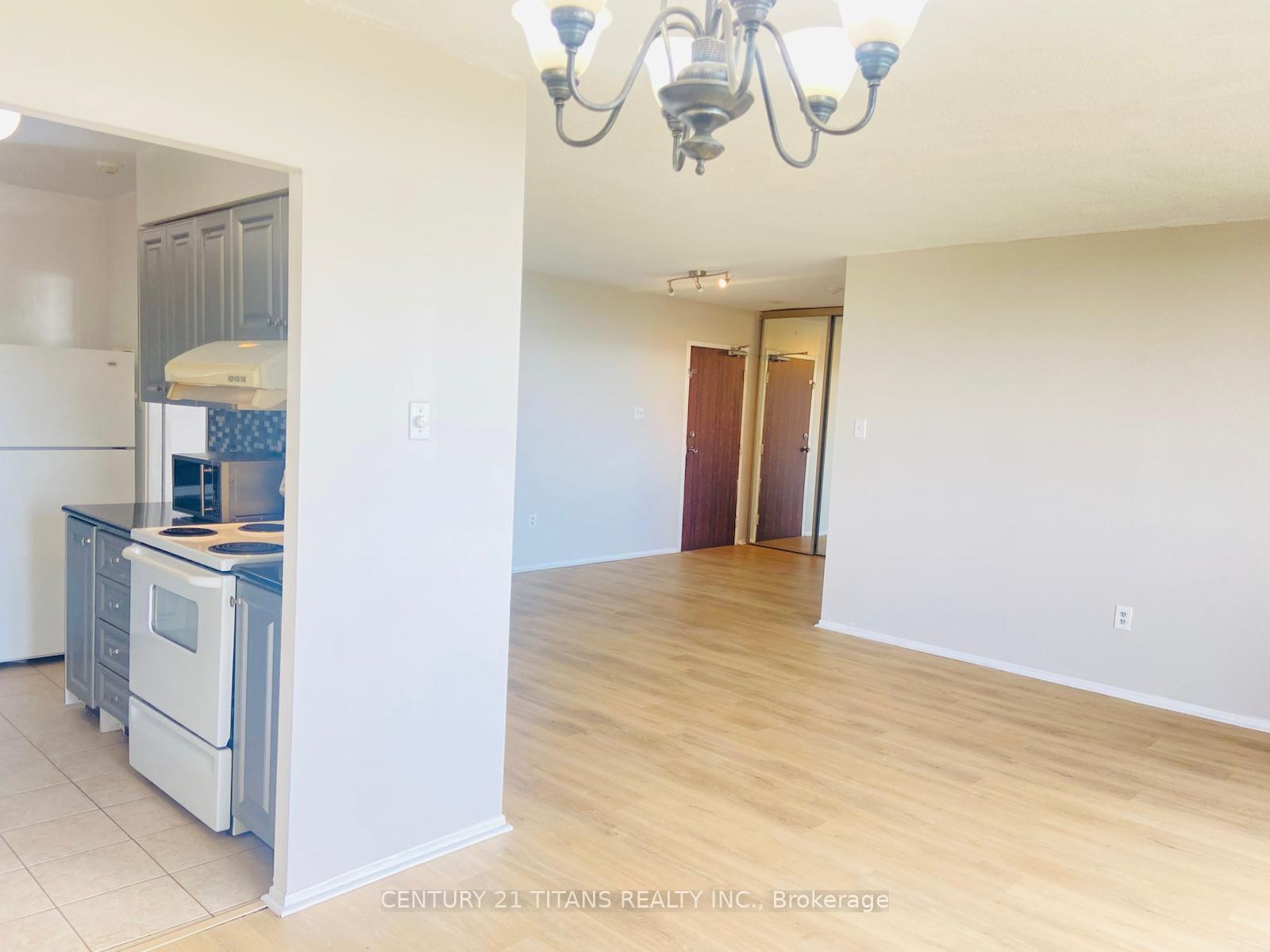 Photo 9 of Unit 907, 301 Prudential Drive, Scarborough, Dorset Park — HOMEH