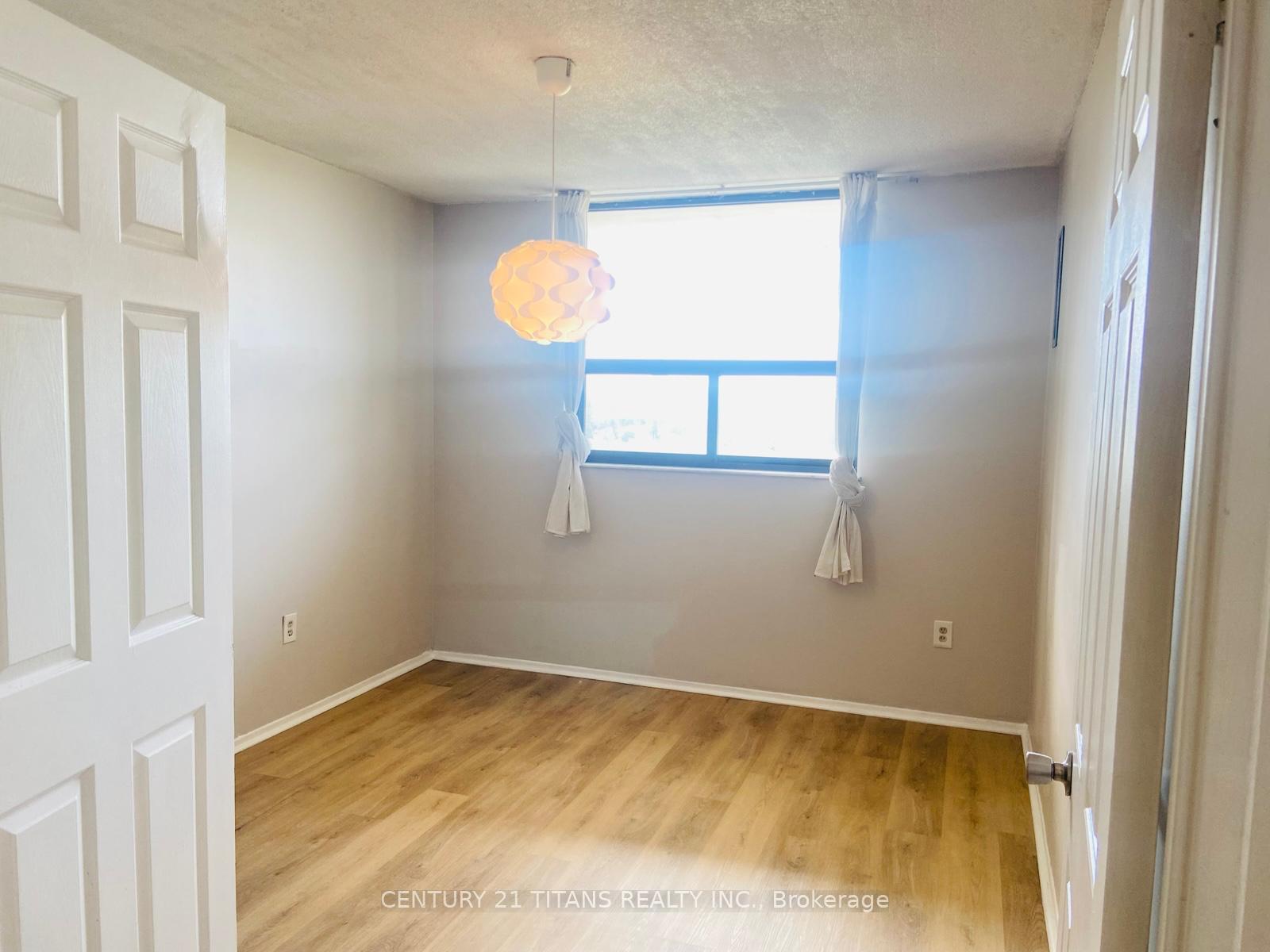 Photo 12 of Unit 907, 301 Prudential Drive, Scarborough, Dorset Park — HOMEH