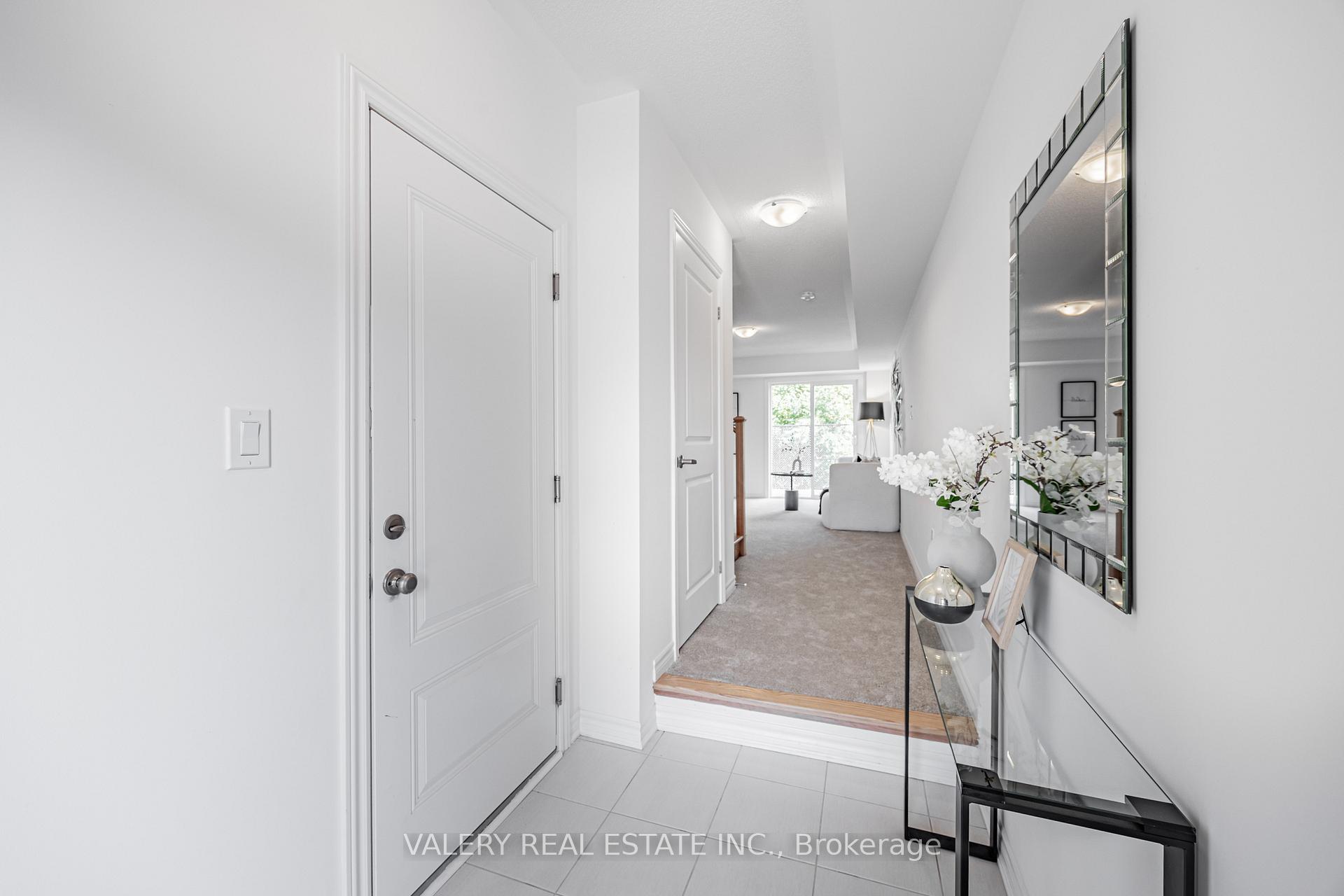 Photo 2 of 111 Pidgeon Street, Scarborough, Clairlea-Birchmount — HOMEH