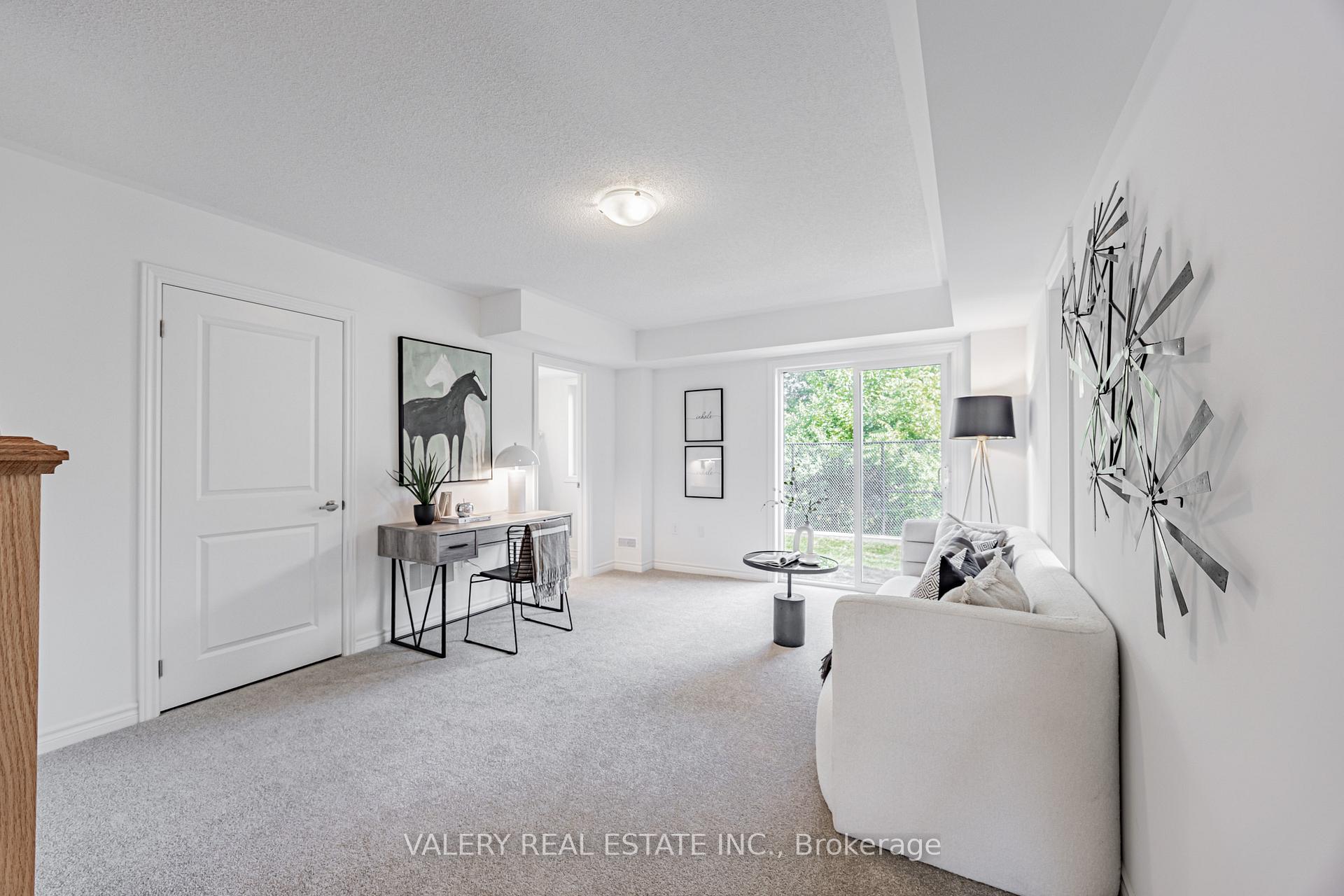 Photo 3 of 111 Pidgeon Street, Scarborough, Clairlea-Birchmount — HOMEH