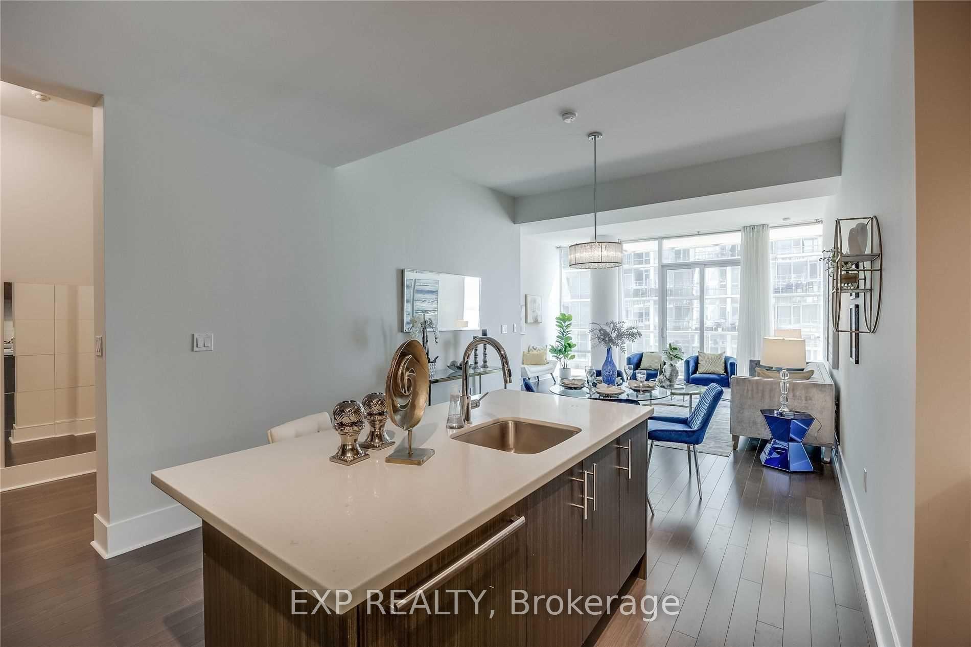Photo 14 of 29 Queens Quay E, Toronto, Waterfront Communities — HOMEH