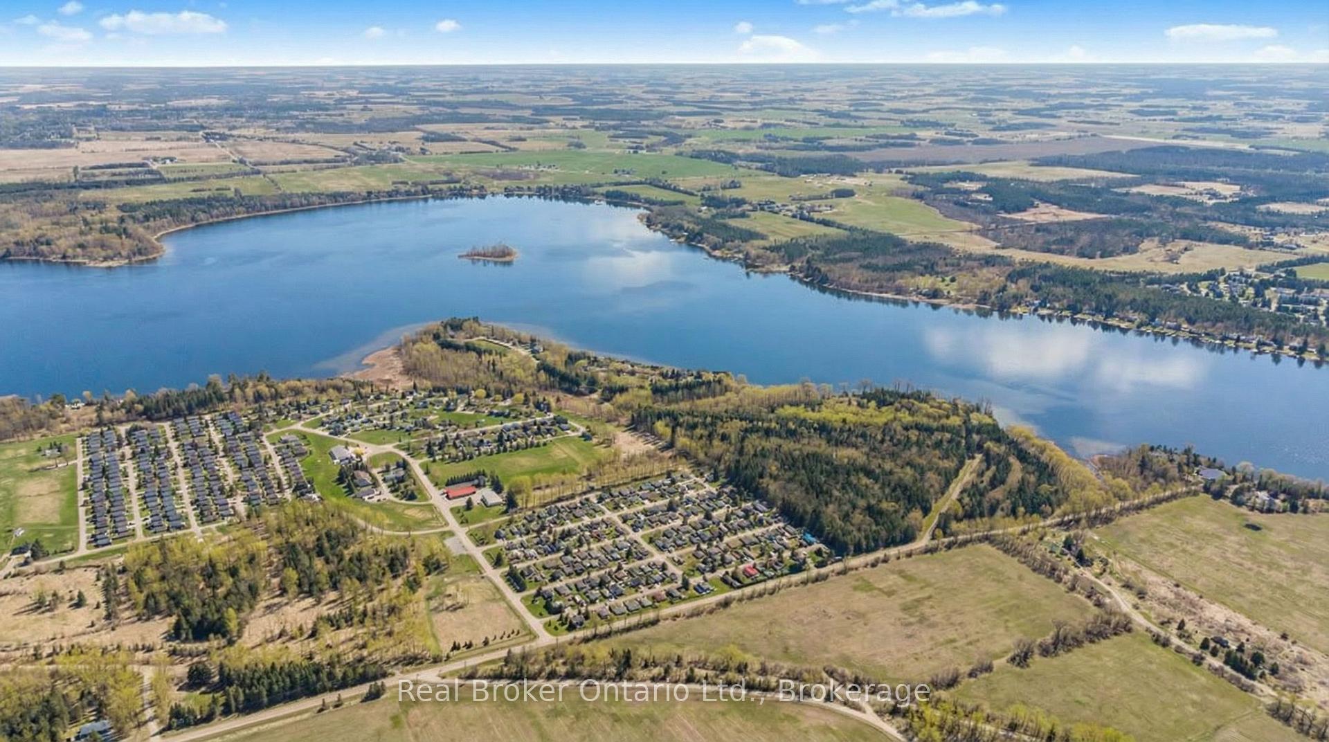 Photo 48 of 428 Pine Pass, Centre Wellington, Rural Centre Wellington East — HOMEH