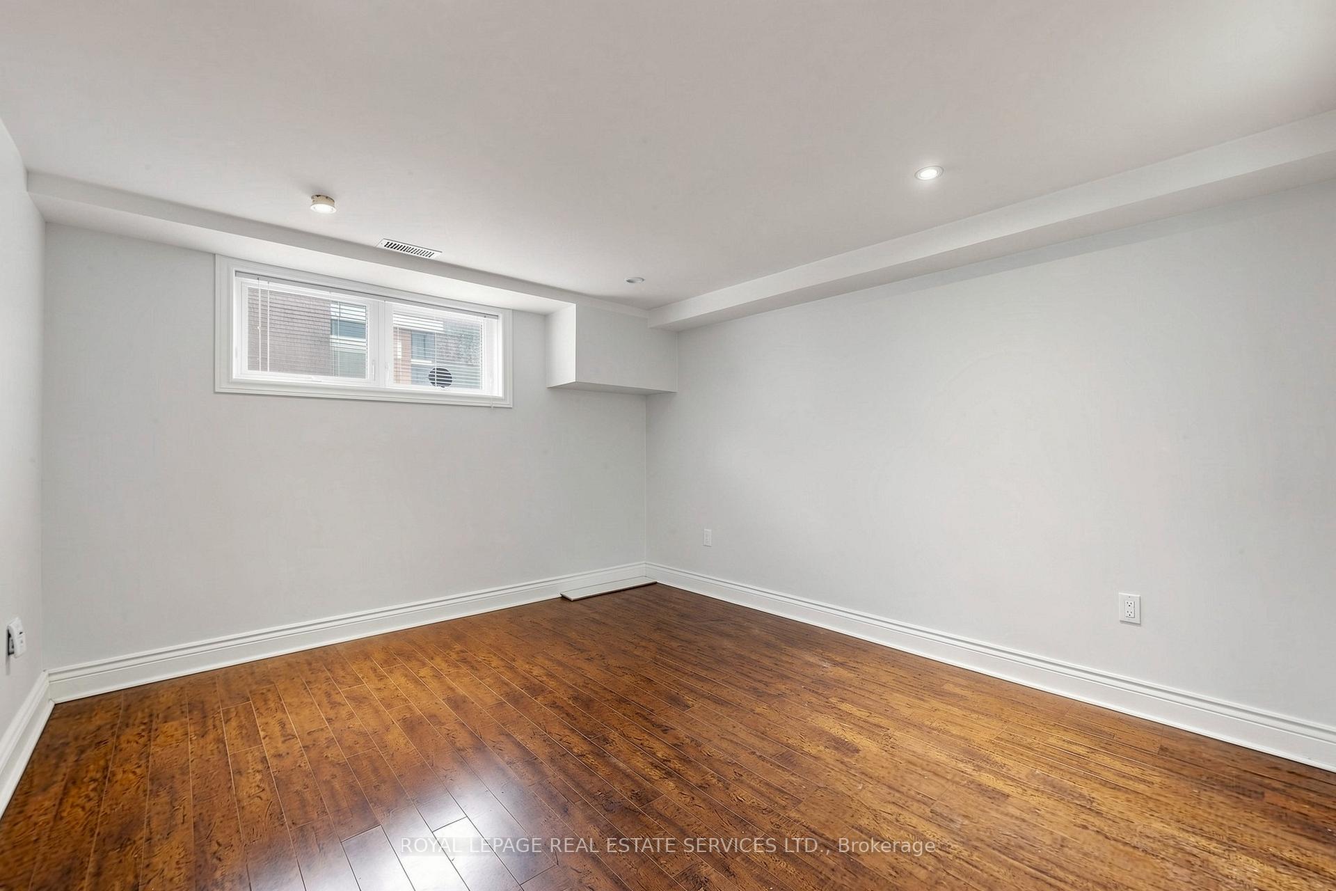 Photo 23 of 3009 O'Hagan Drive, Mississauga, Erindale — HOMEH