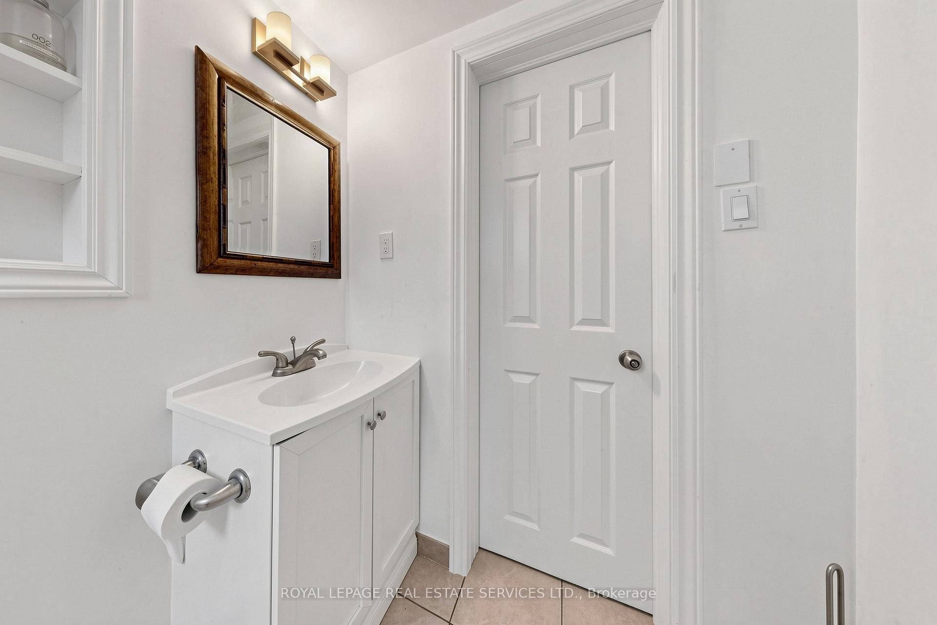 Photo 32 of 3009 O'Hagan Drive, Mississauga, Erindale — HOMEH