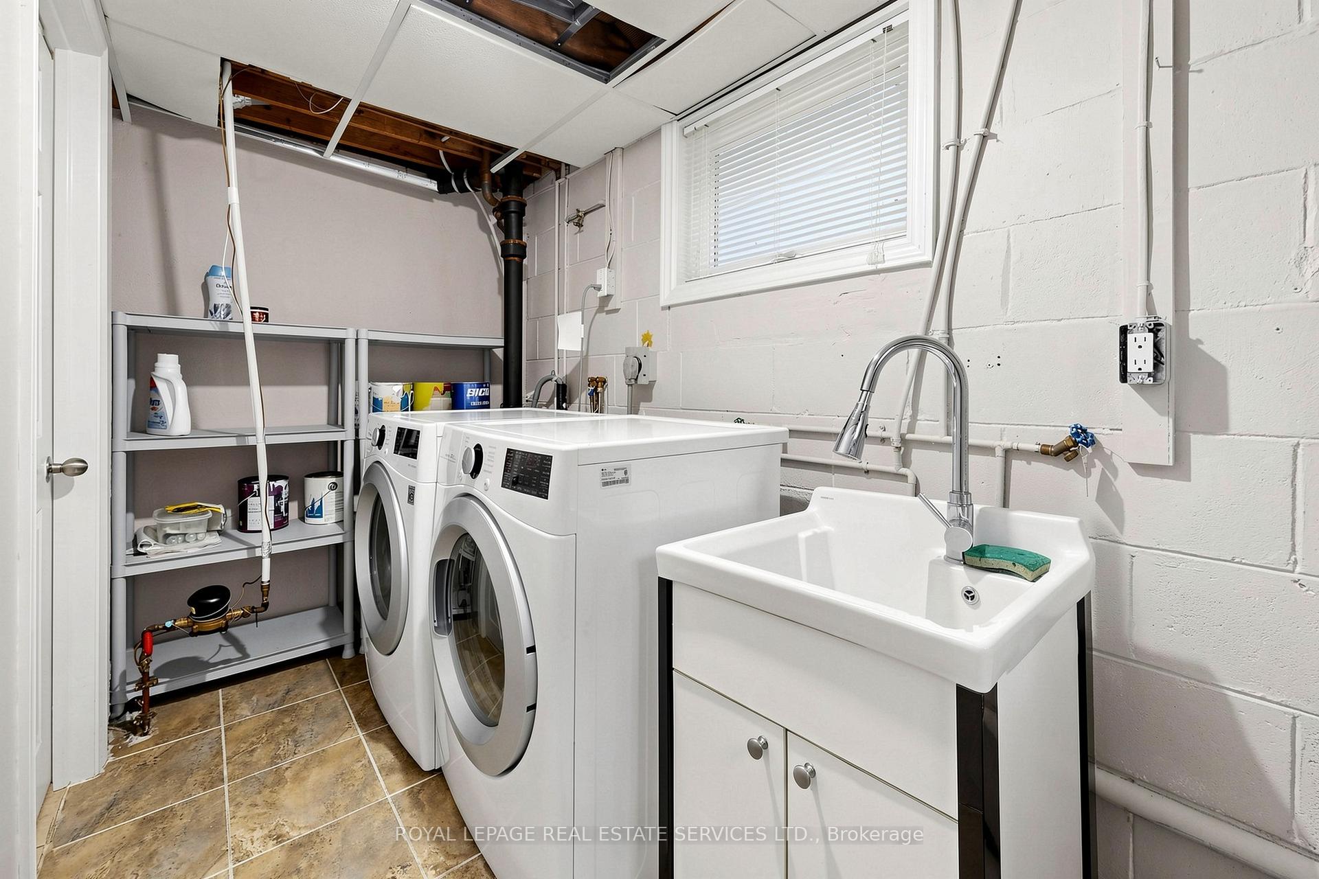 Photo 33 of 3009 O'Hagan Drive, Mississauga, Erindale — HOMEH