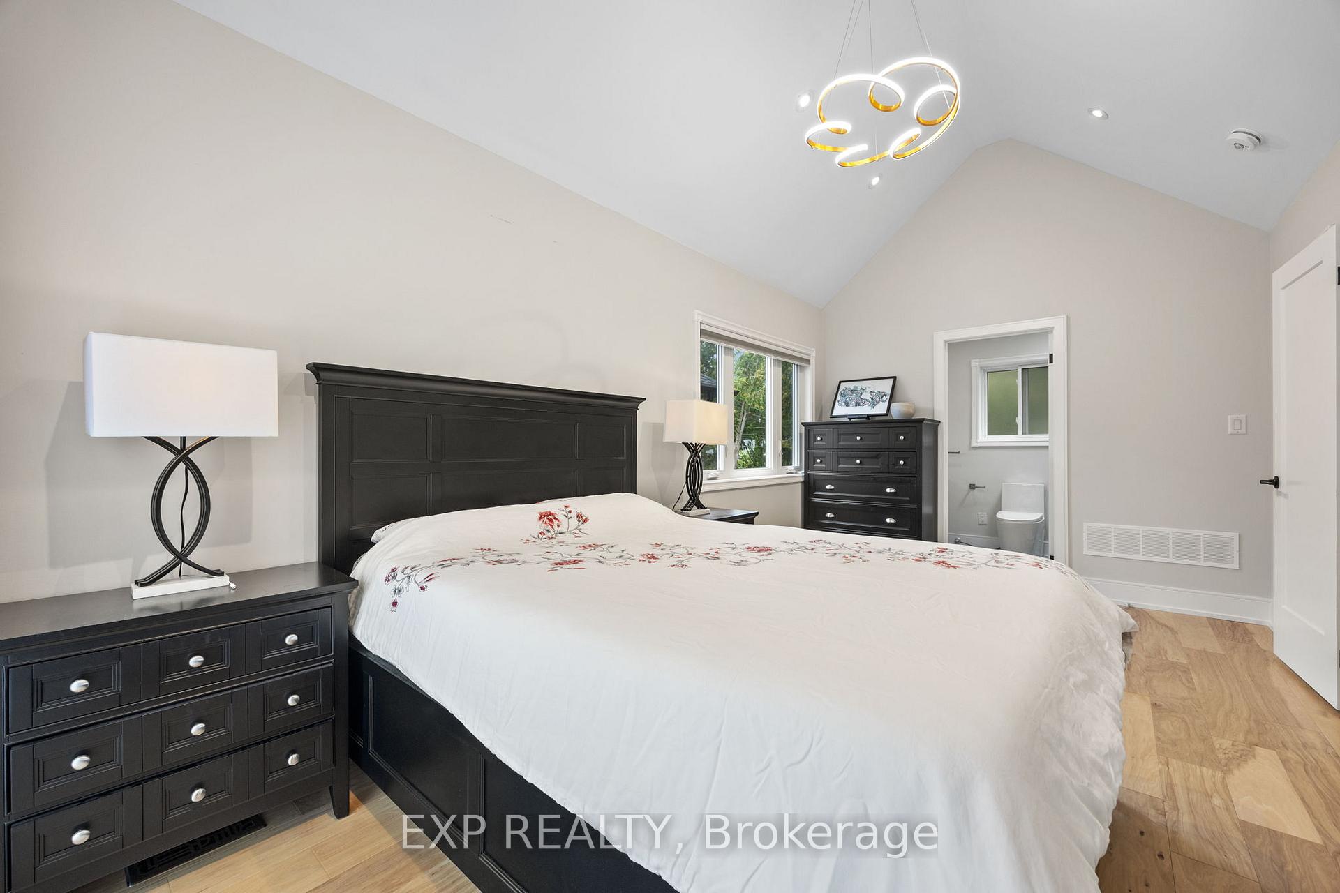 Photo 9 of 12333 Ninth Line, Whitchurch-Stouffville, Stouffville — HOMEH