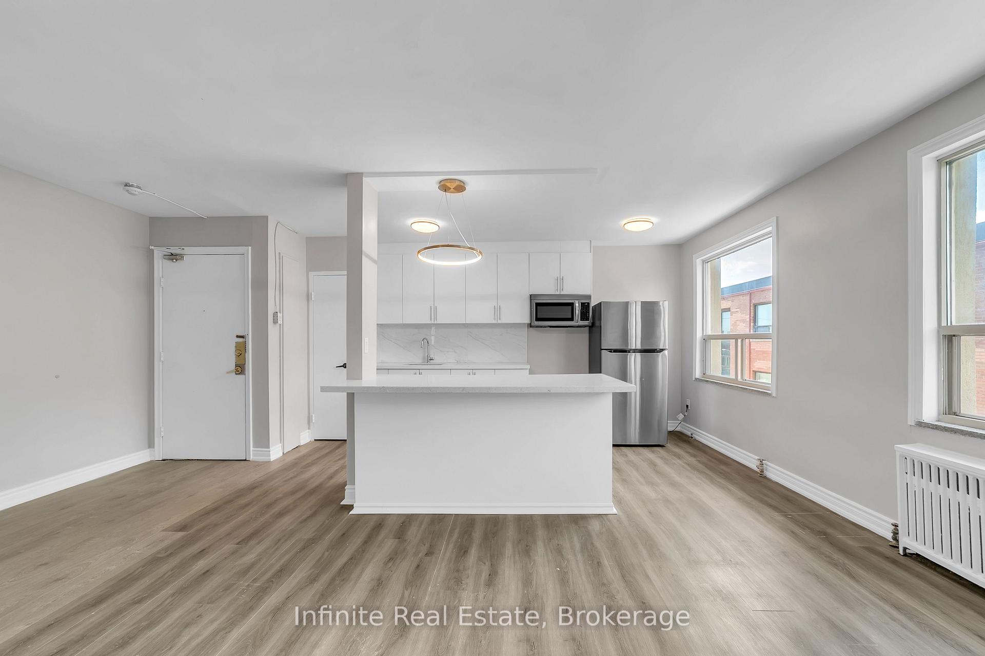 Photo 10 of Unit 310, 896 Eglinton Avenue E, Toronto, Leaside — HOMEH