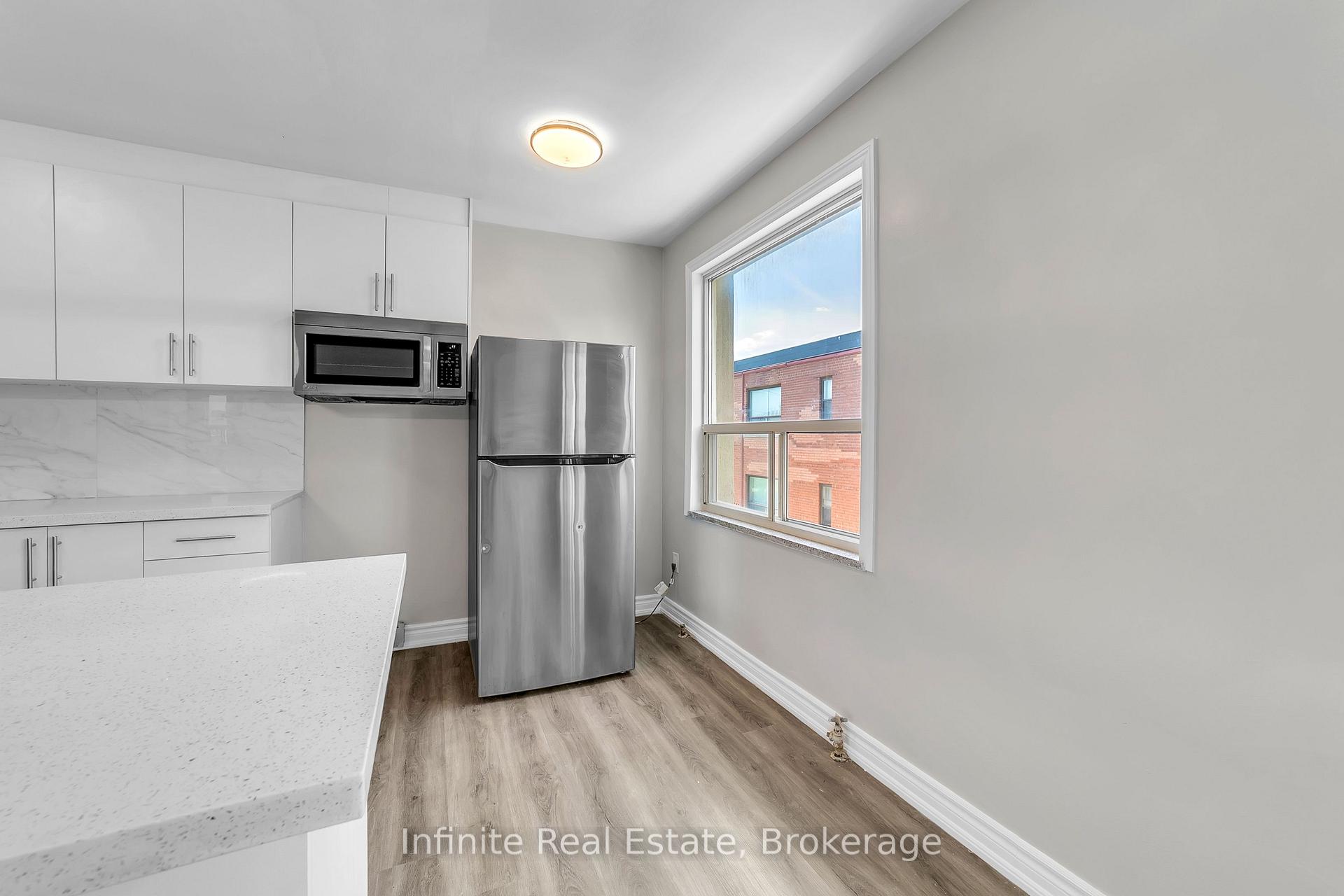 Photo 11 of Unit 310, 896 Eglinton Avenue E, Toronto, Leaside — HOMEH