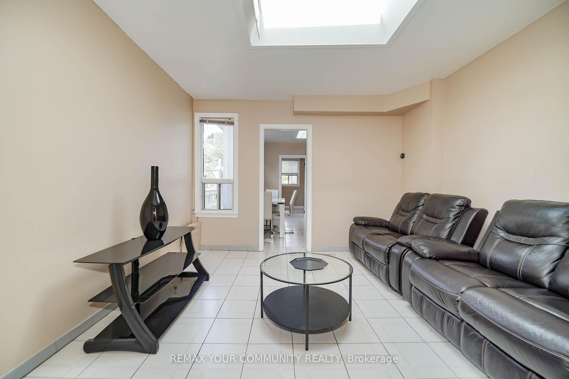 Photo 33 of Unit Room 2, 1378 Danforth Avenue, Toronto, East York — HOMEH