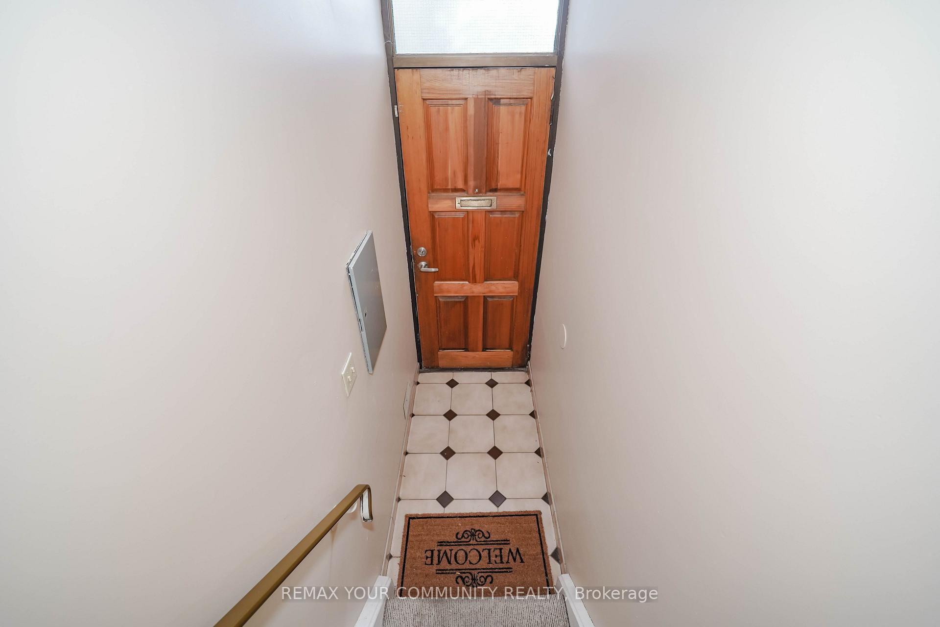 Photo 11 of Unit Room 3, 1378 Danforth Avenue, Toronto, East York — HOMEH