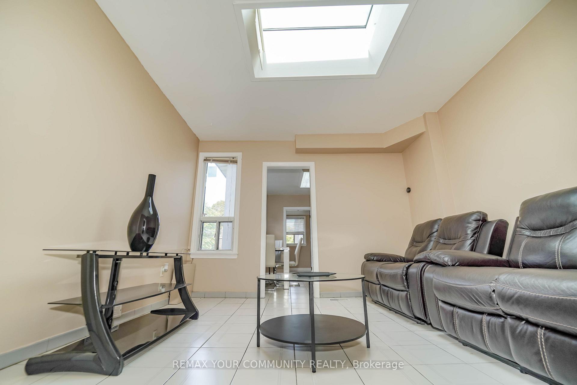 Photo 40 of 1378 Danforth Avenue, Toronto, East York — HOMEH