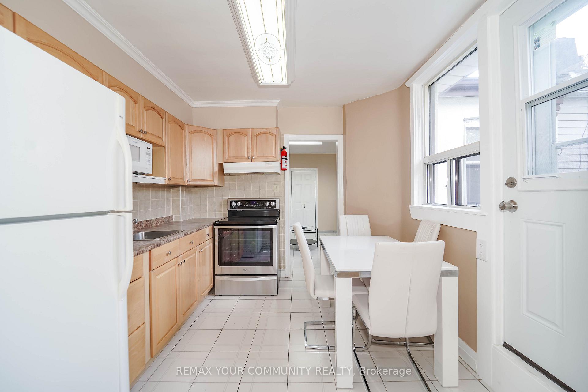 Photo 29 of 1378 Danforth Avenue, Toronto, East York — HOMEH