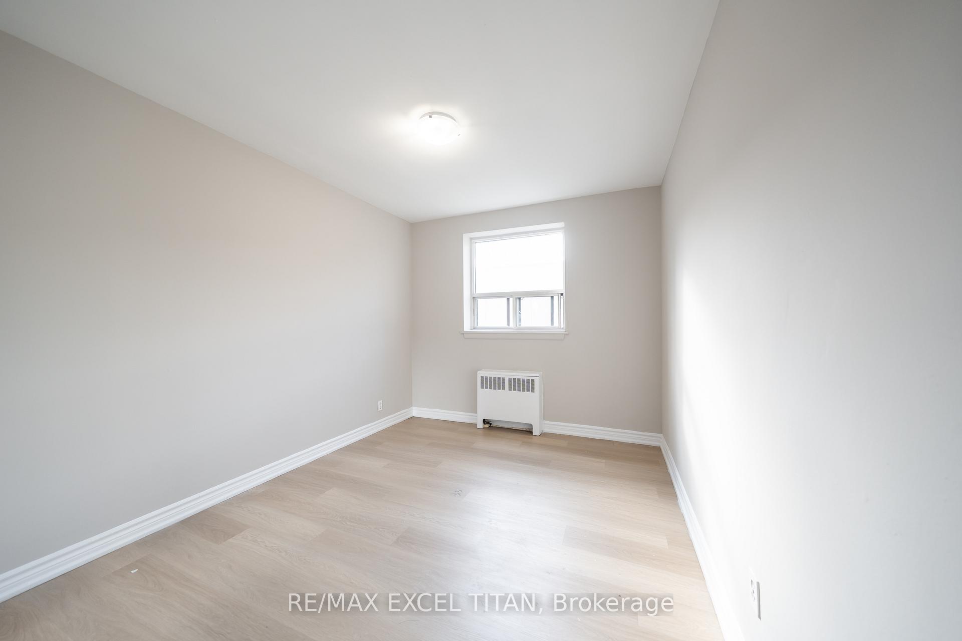 Photo 7 of Unit 229C, 468 Ottawa Street, Hamilton, Corktown — HOMEH