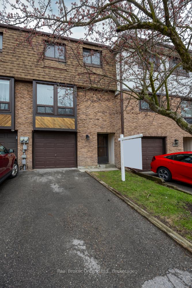 Photo 2 of Unit 30, 220 Ormond Drive, Oshawa, Samac — HOMEH