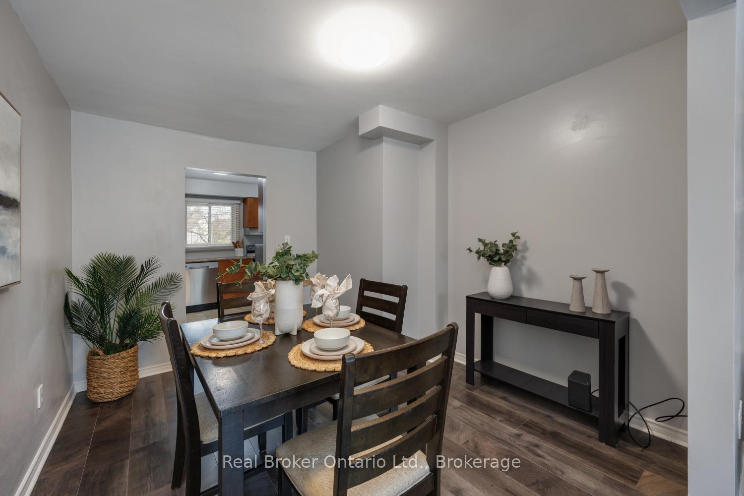 Photo 11 of Unit 30, 220 Ormond Drive, Oshawa, Samac — HOMEH