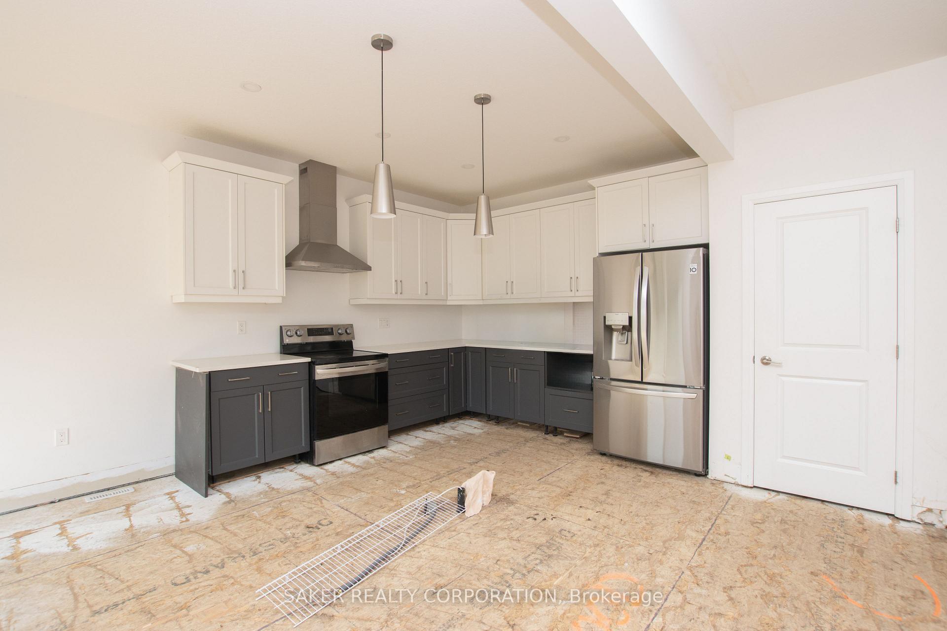 Photo 15 of 16 Armstrong Street, Strathroy-Caradoc, Mount Brydges — HOMEH