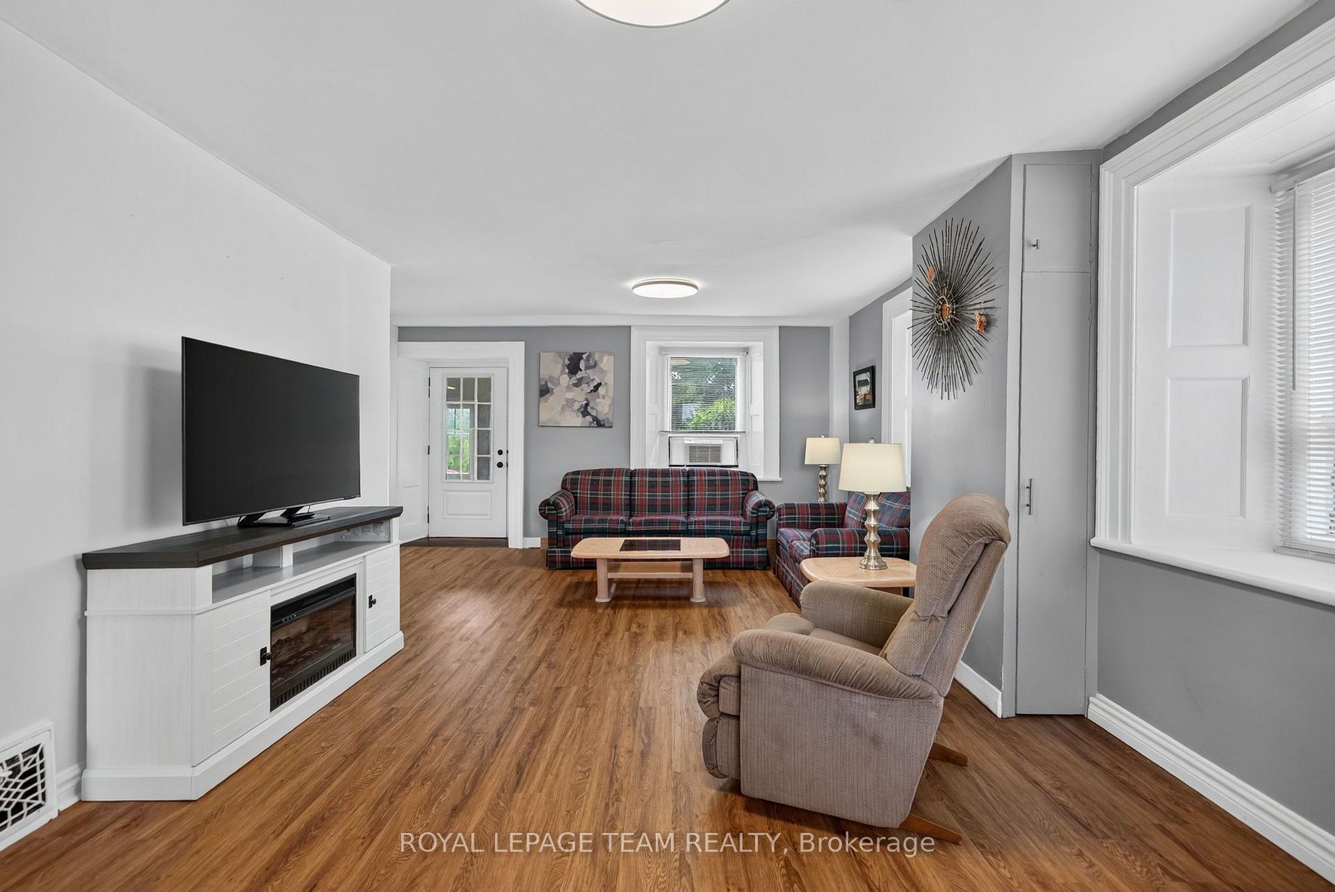 Photo 17 of 1629 River Road, Ottawa, Manotick East to Manotick Station — HOMEH