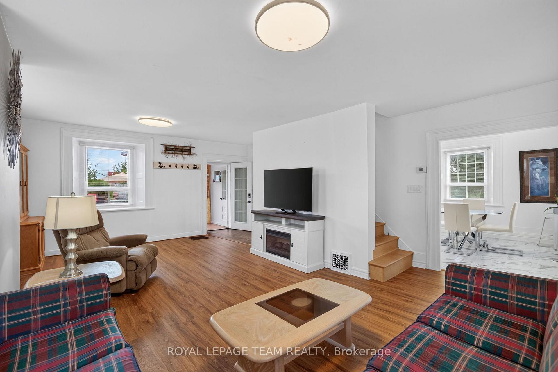 Photo 19 of 1629 River Road, Ottawa, Manotick East to Manotick Station — HOMEH