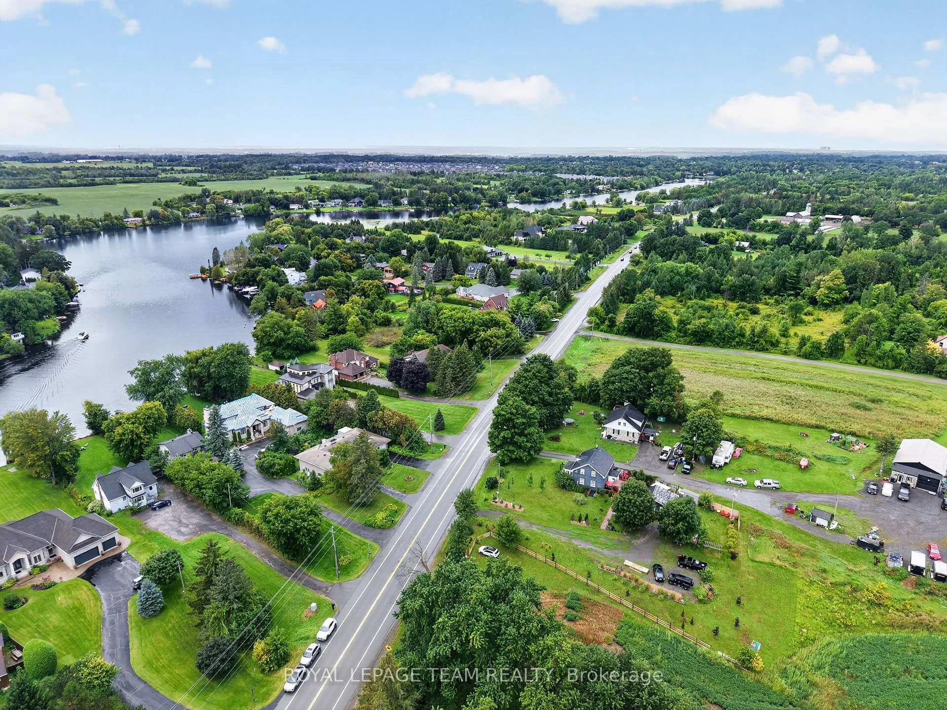 Photo 96 of 1629 River Road, Ottawa, Manotick East to Manotick Station — HOMEH