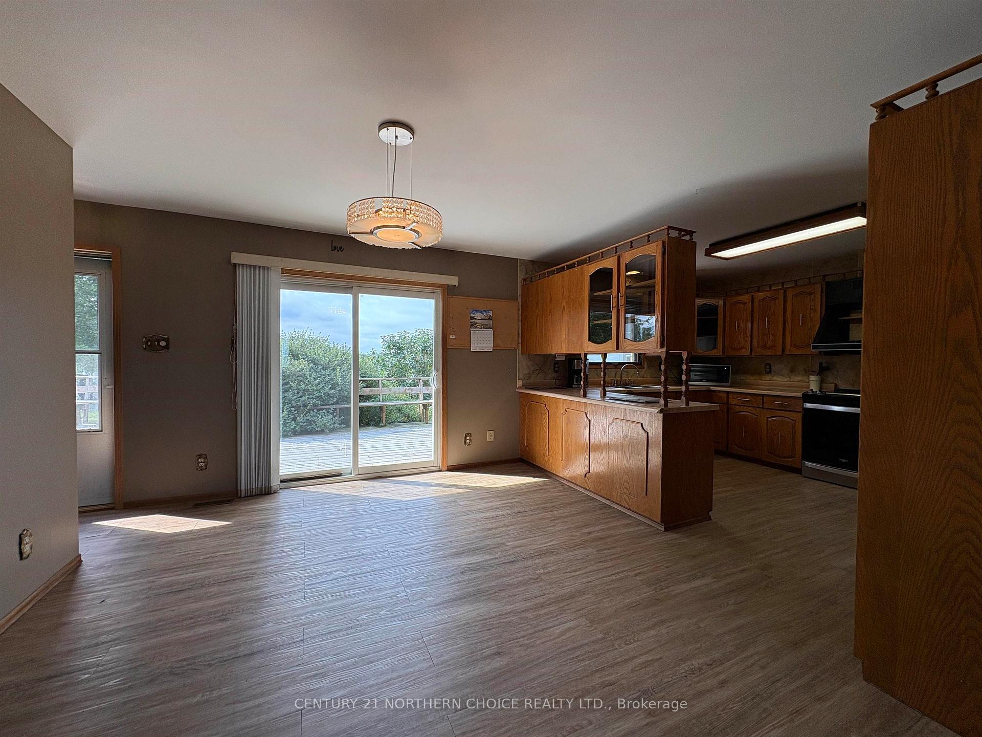 Photo 10 of 859 Burriss Road E, La Vallee, TB-406 — HOMEH