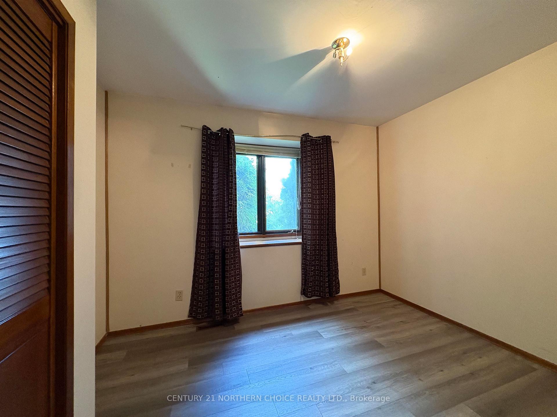Photo 22 of 859 Burriss Road E, La Vallee, TB-406 — HOMEH