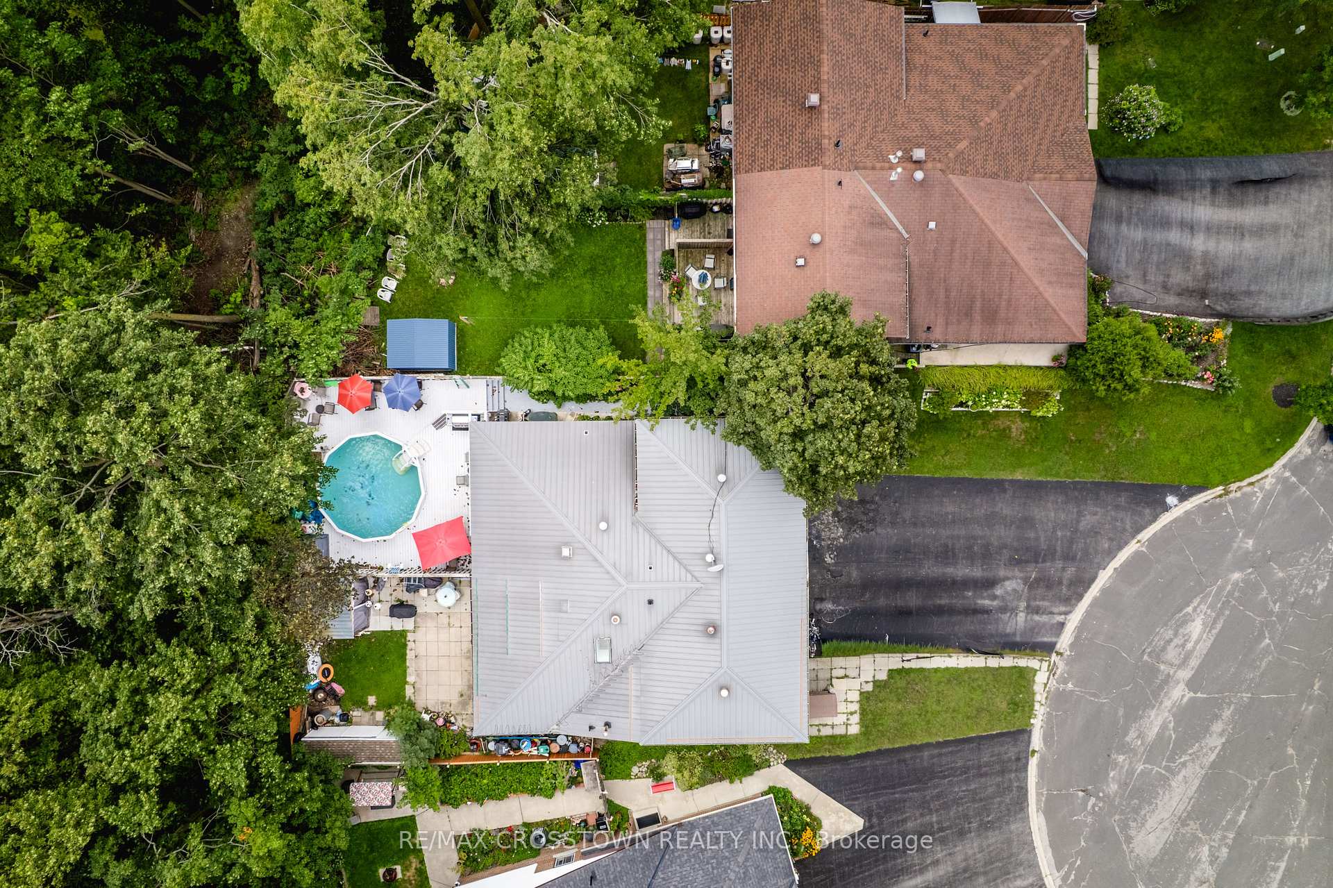 Photo 2 of 6 Ashdale Court, Barrie, Cundles East — HOMEH